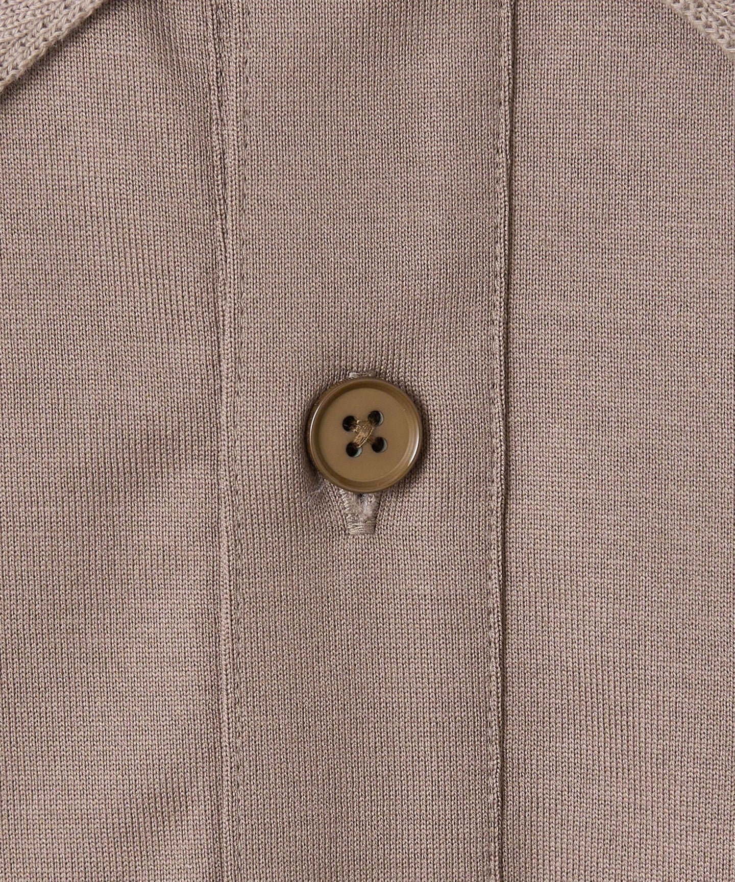 54172140204-d18.jpg
