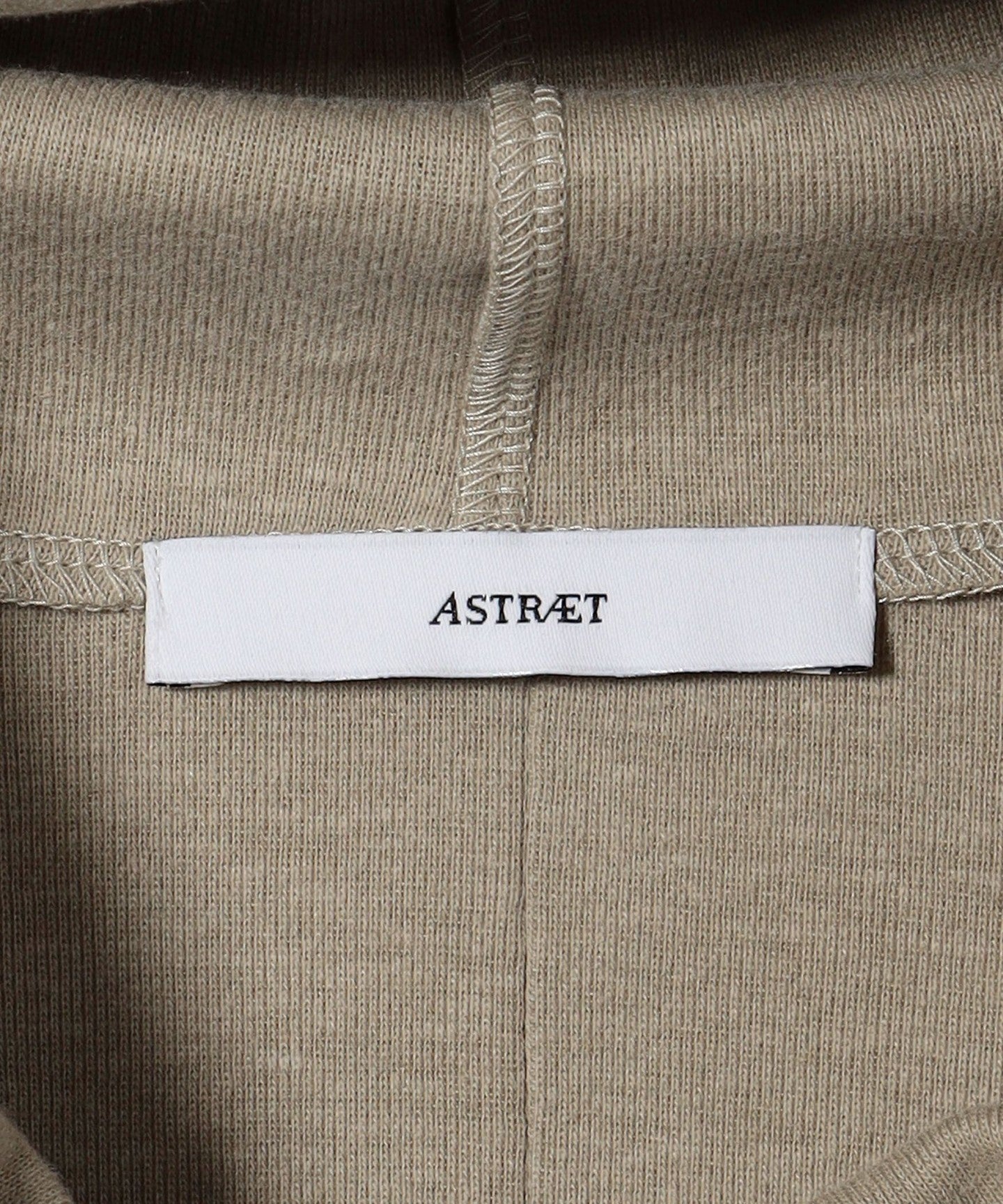 54172710216-d22.jpg