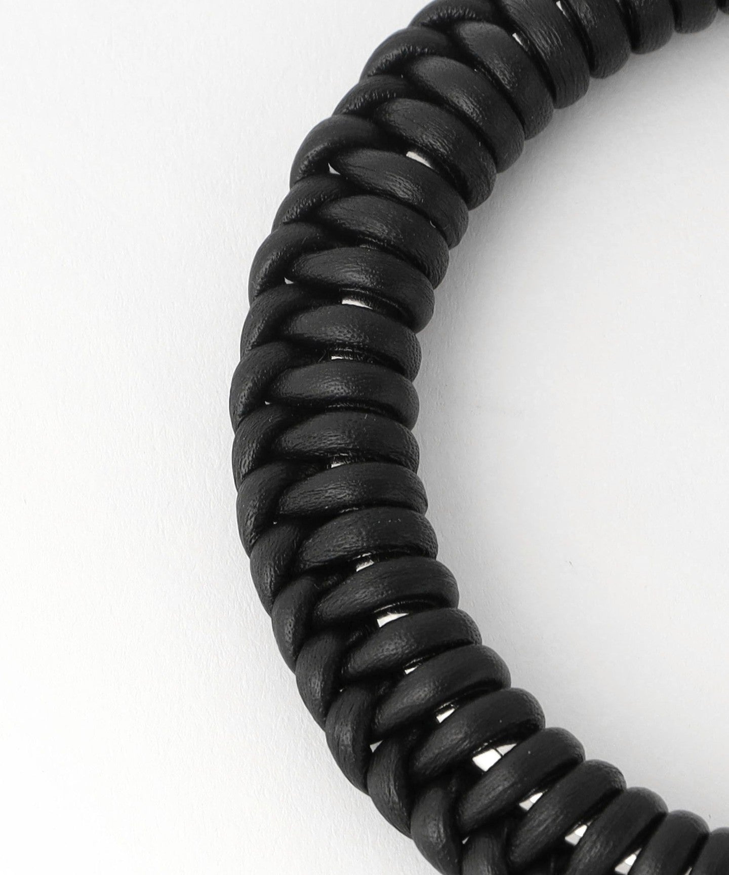 ITTI ]CRISTY KNOT CIRCLE CHARM - UNITED ARROWS