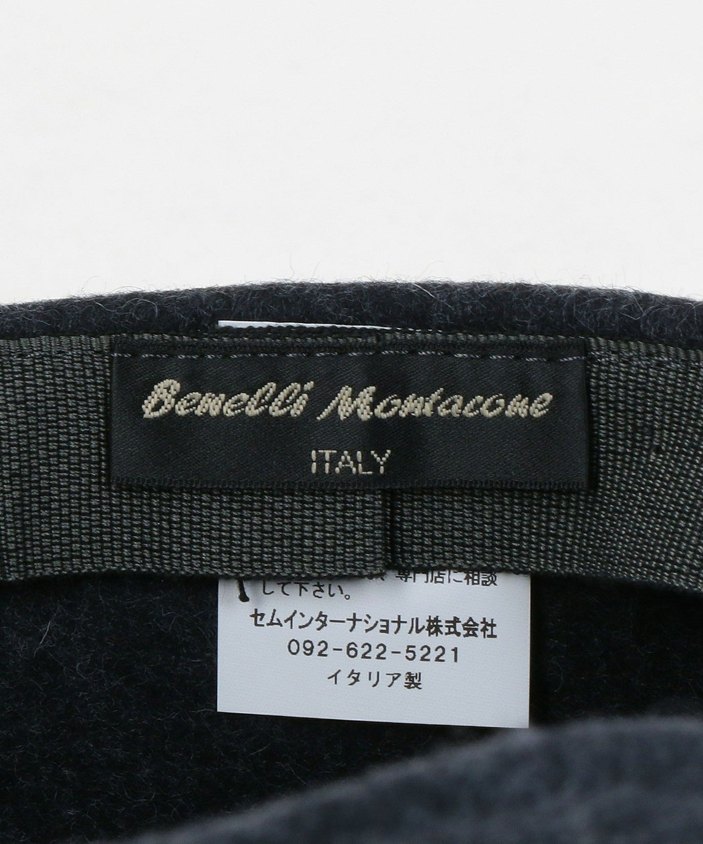 54384990045-d09.jpg