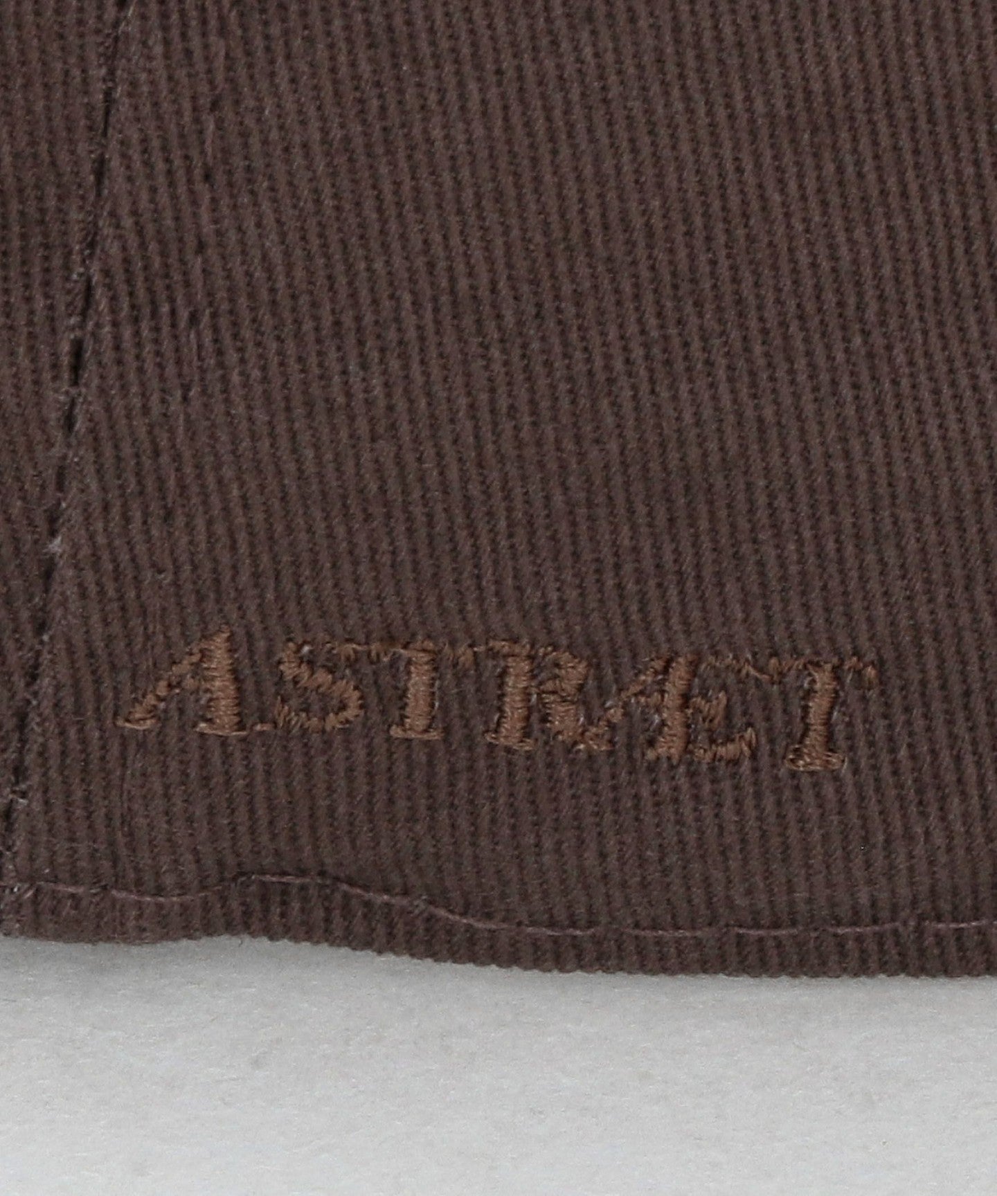 54386000000-d24.jpg