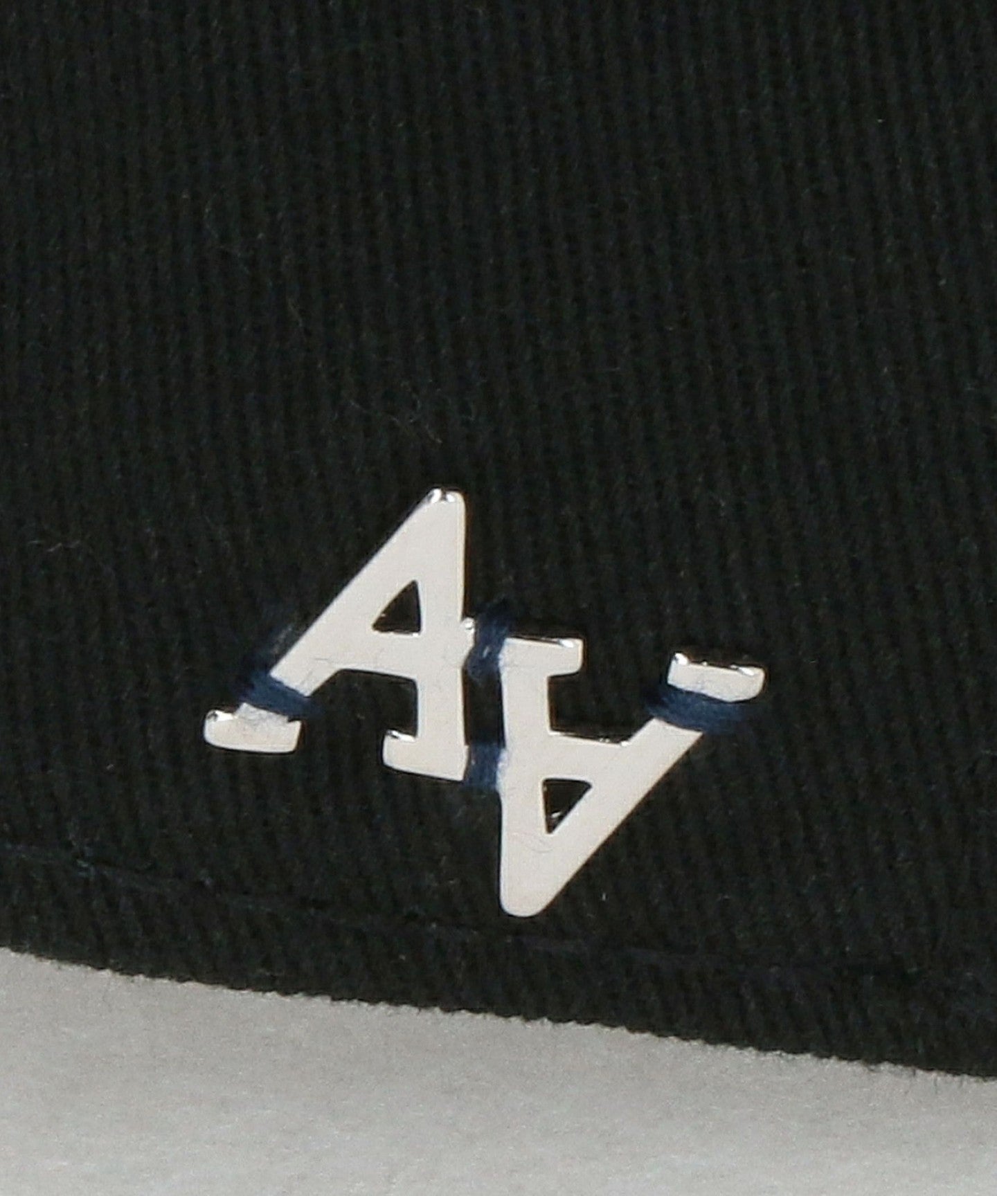 54386000000-d28.jpg
