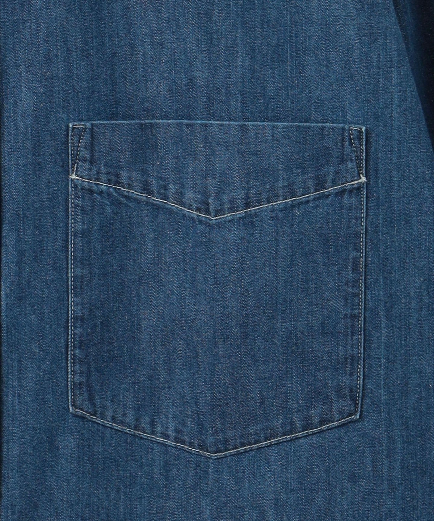 55112990331-d12.jpg