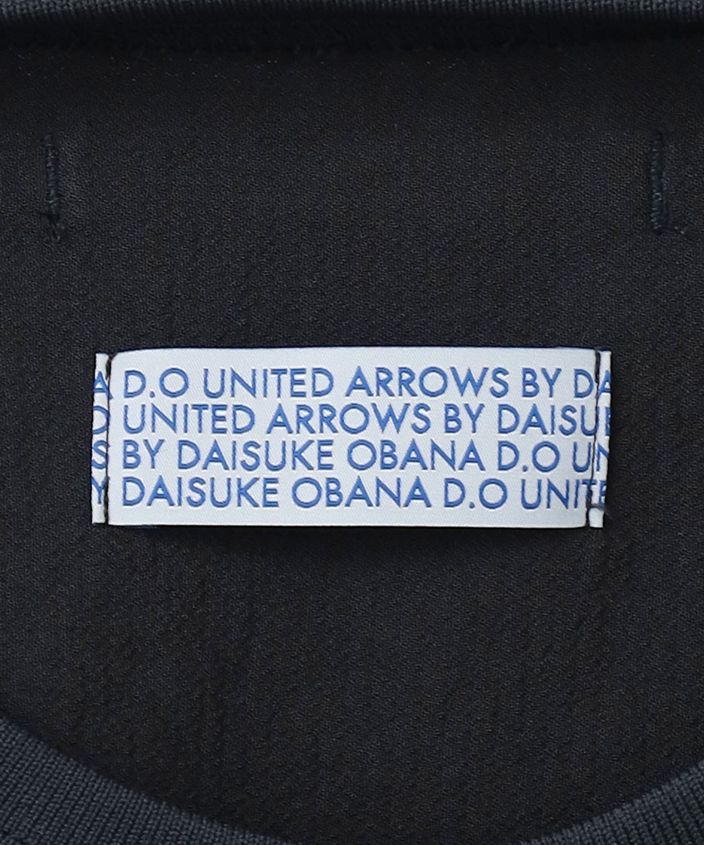55122990654-d37.jpg