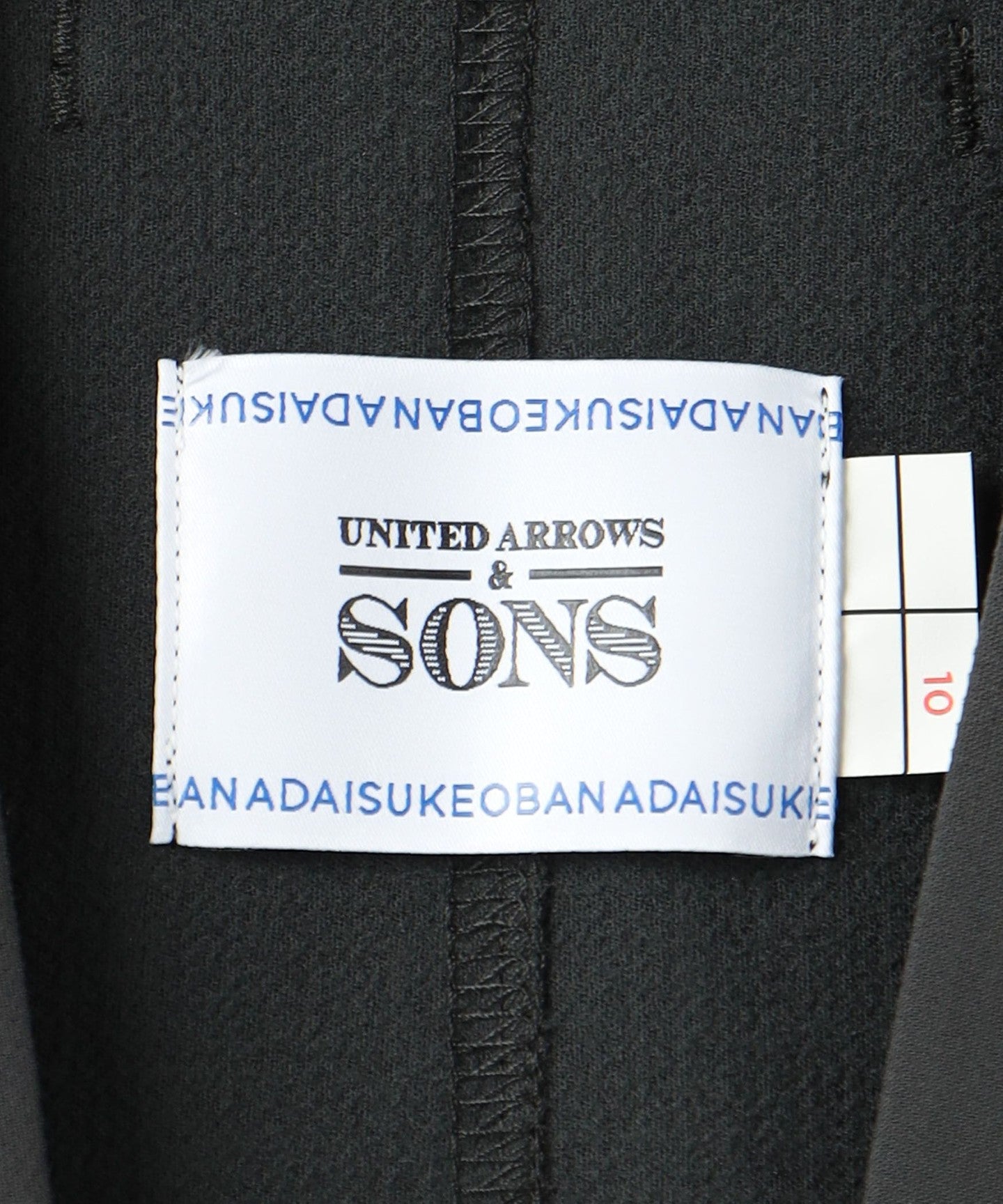 55252990796-d30.jpg