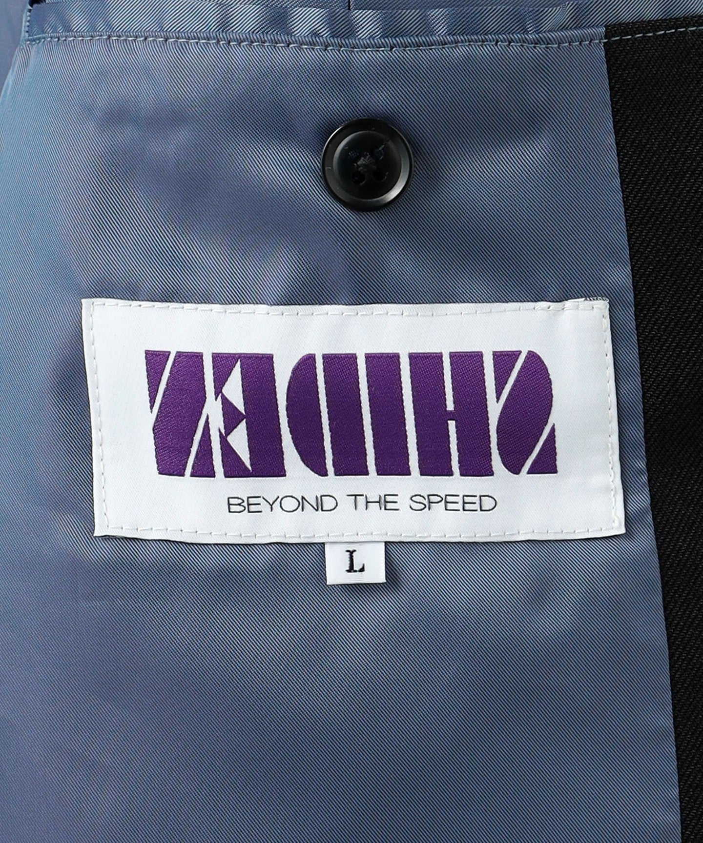 55695991515-d12.jpg