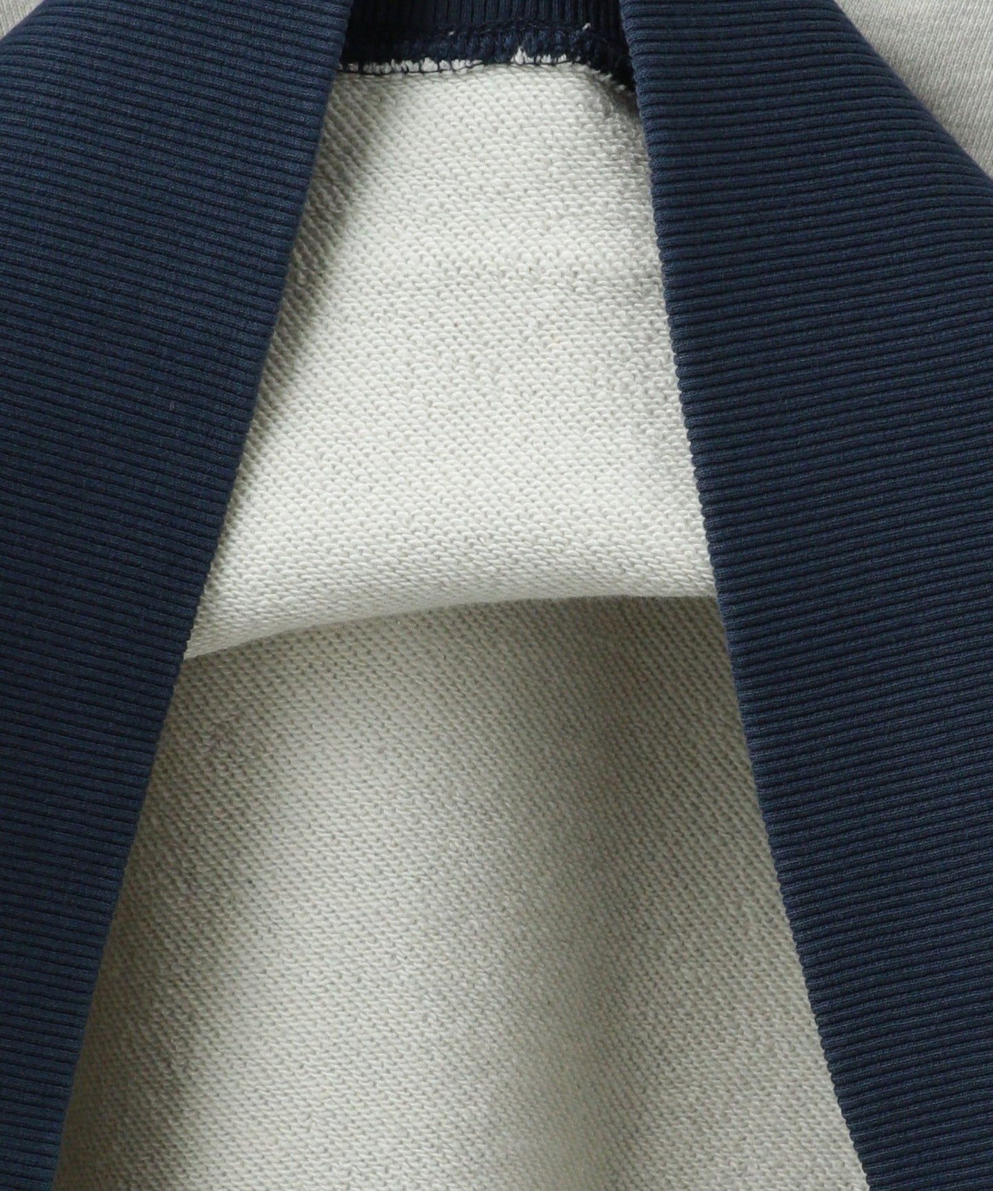 55695991595-d05.jpg