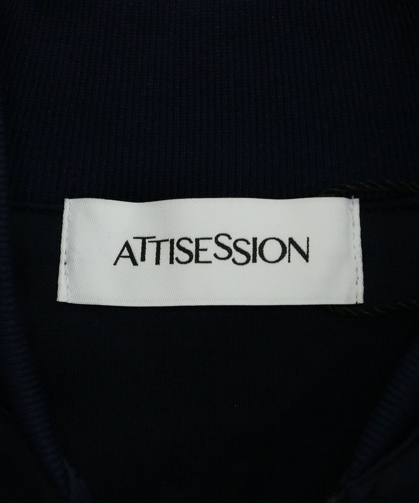 56122990075-d14.jpg