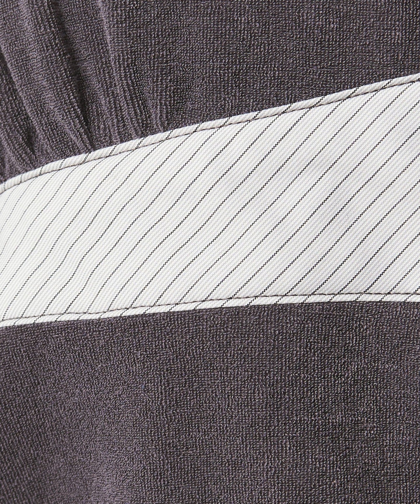 56176000000-d18.jpg