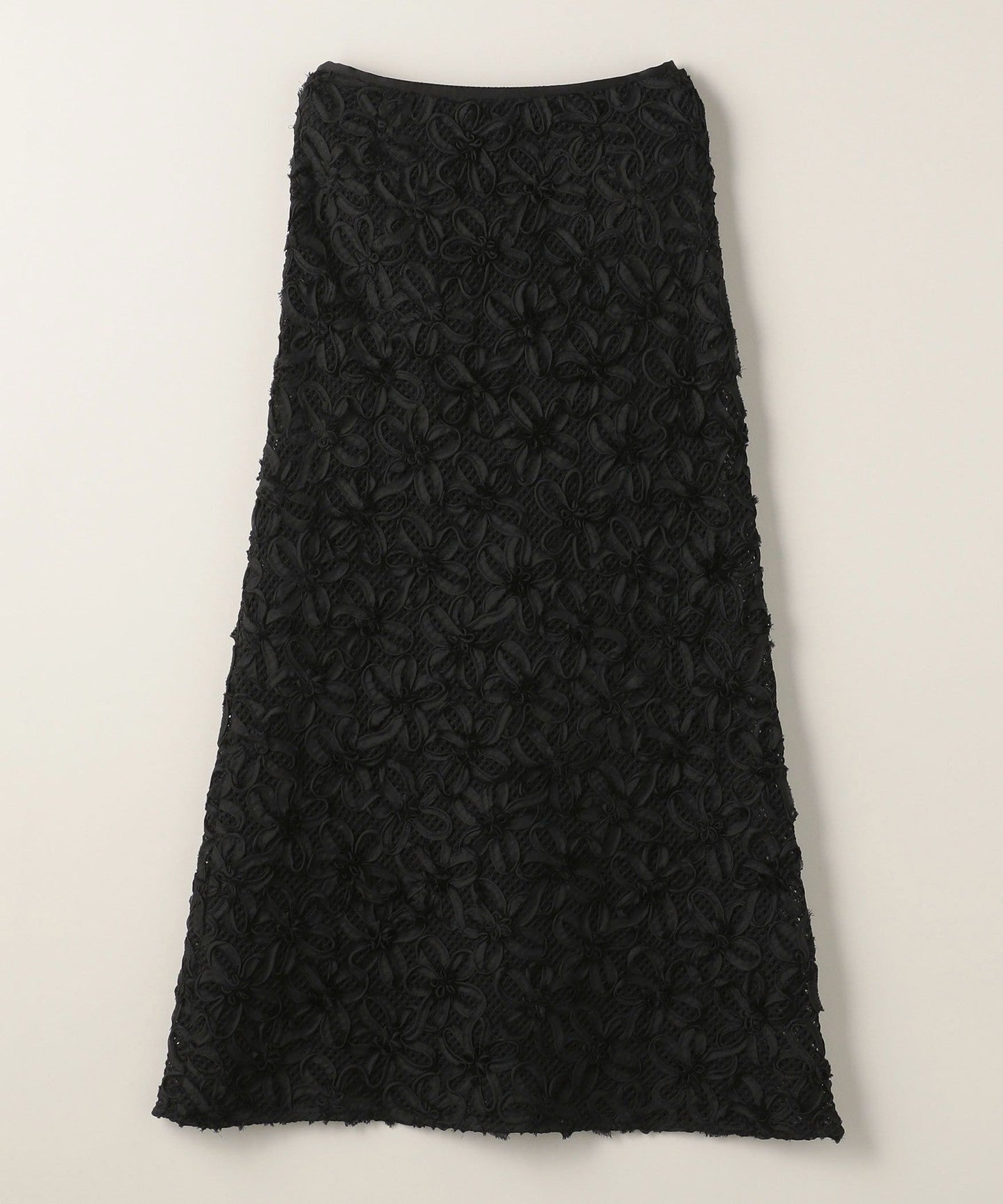 56241990055-d16.jpg