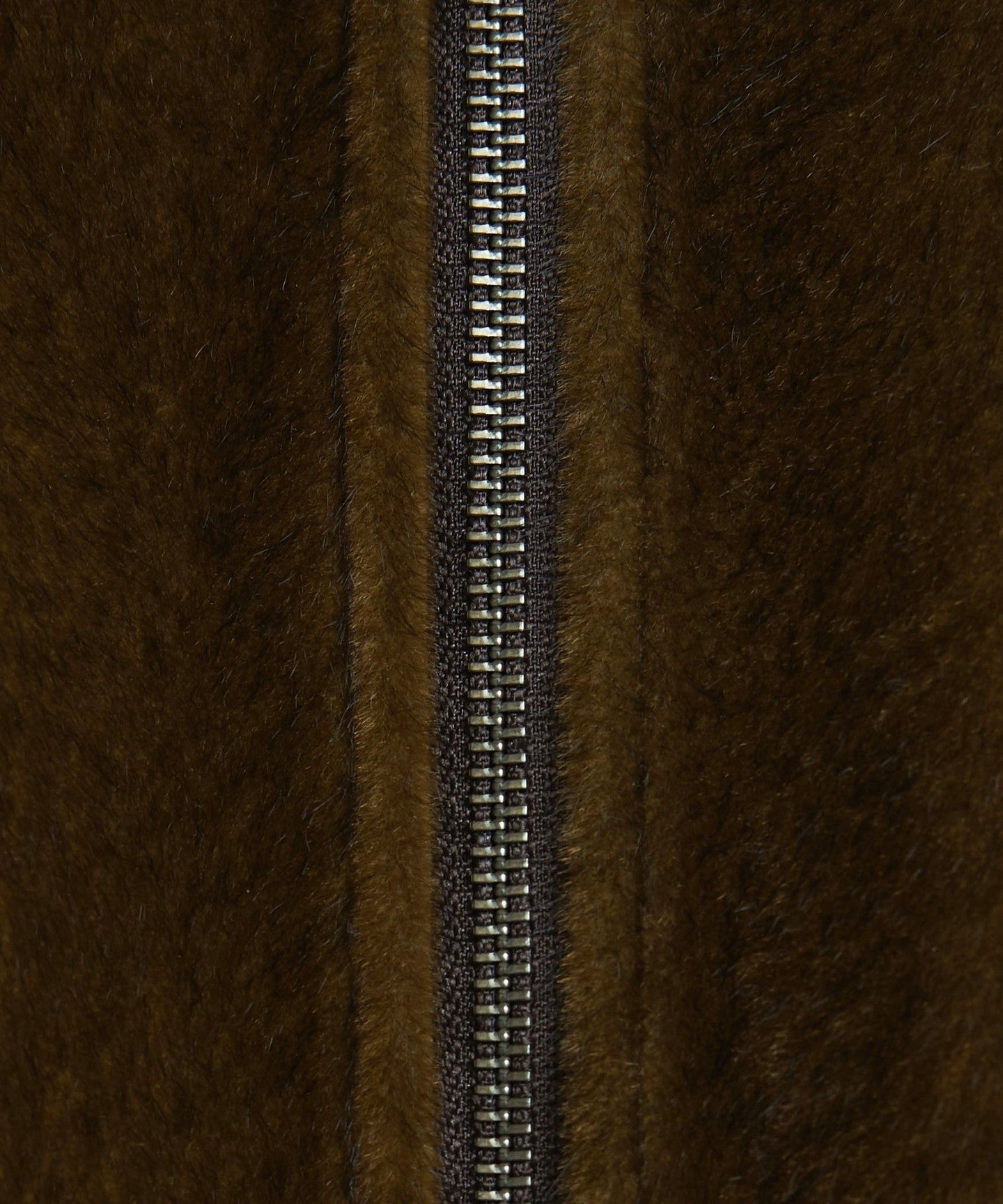 56271990077-d15.jpg