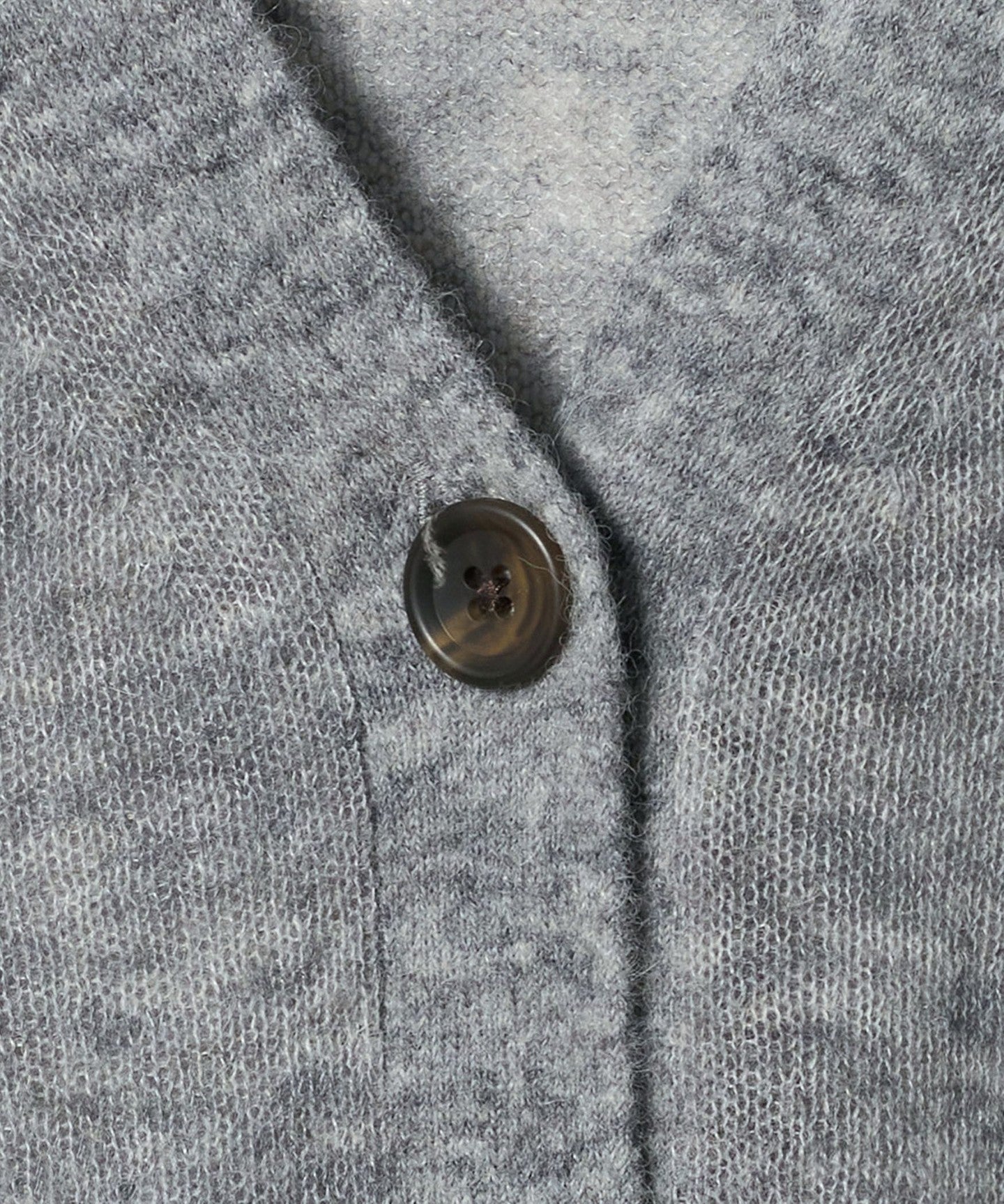 56281990139-d12.jpg
