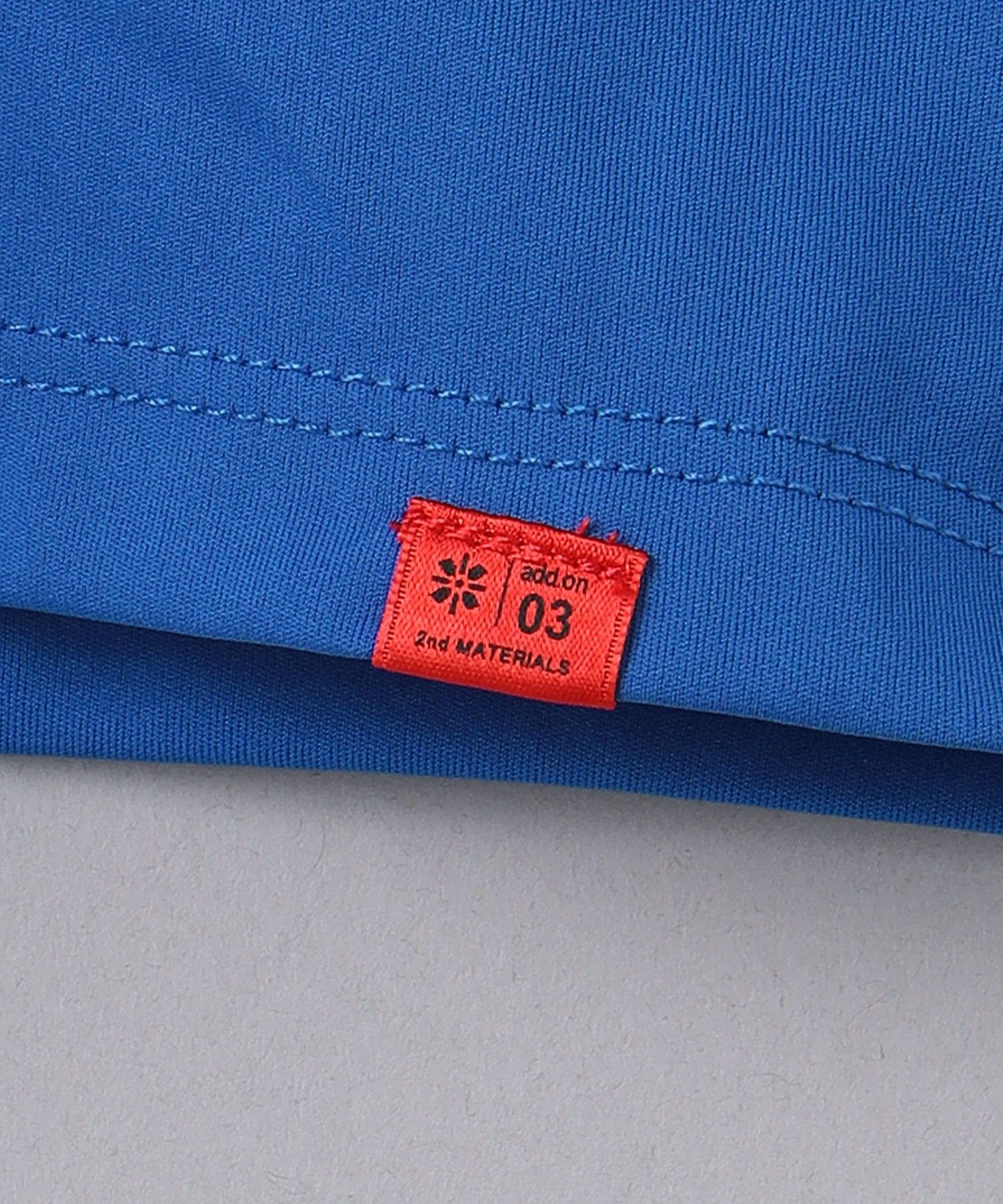 60176990063-d24.jpg