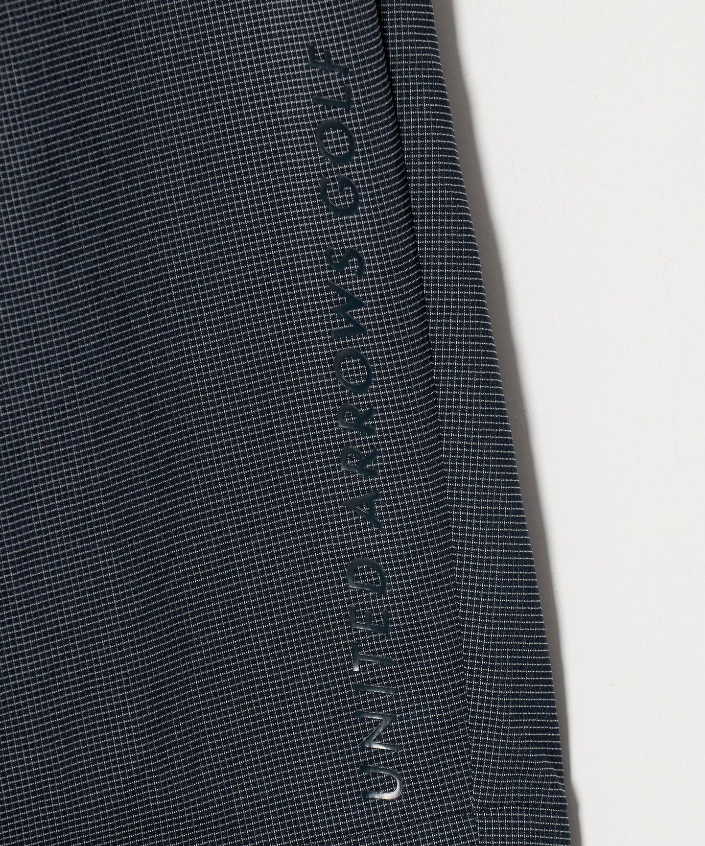 60196000009-d07.jpg