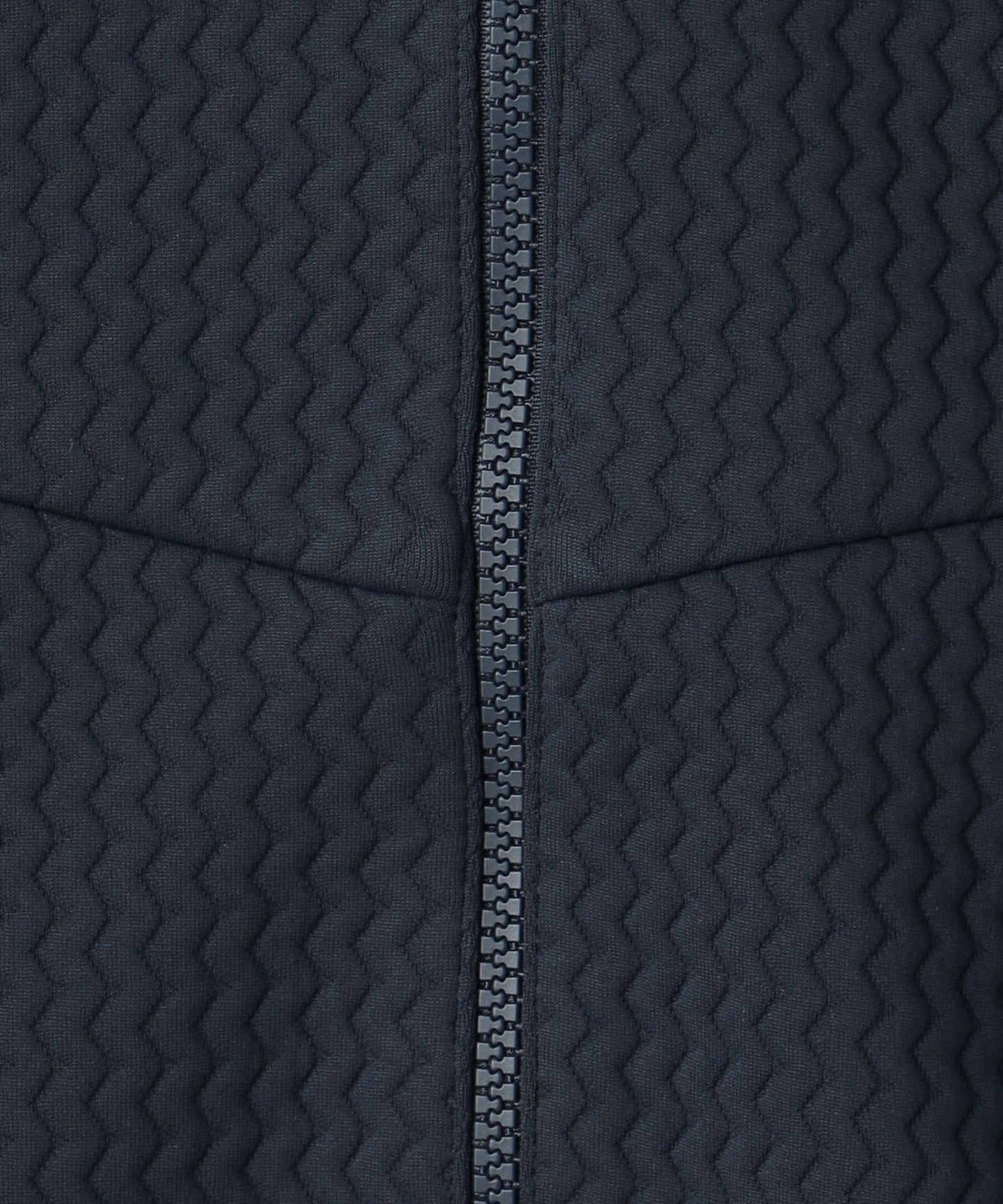 60256990042-d21.jpg