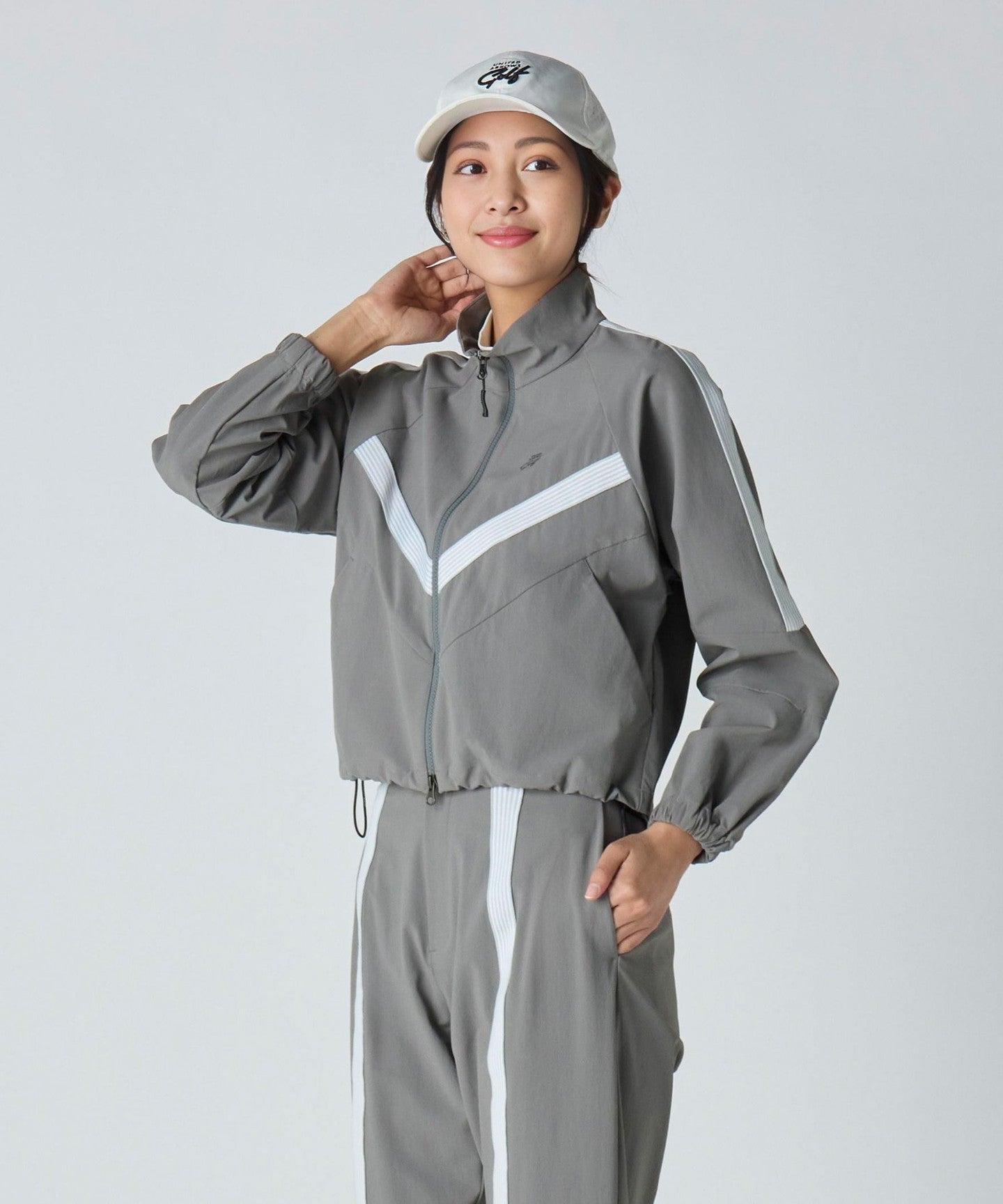 60256990061-d02.jpg