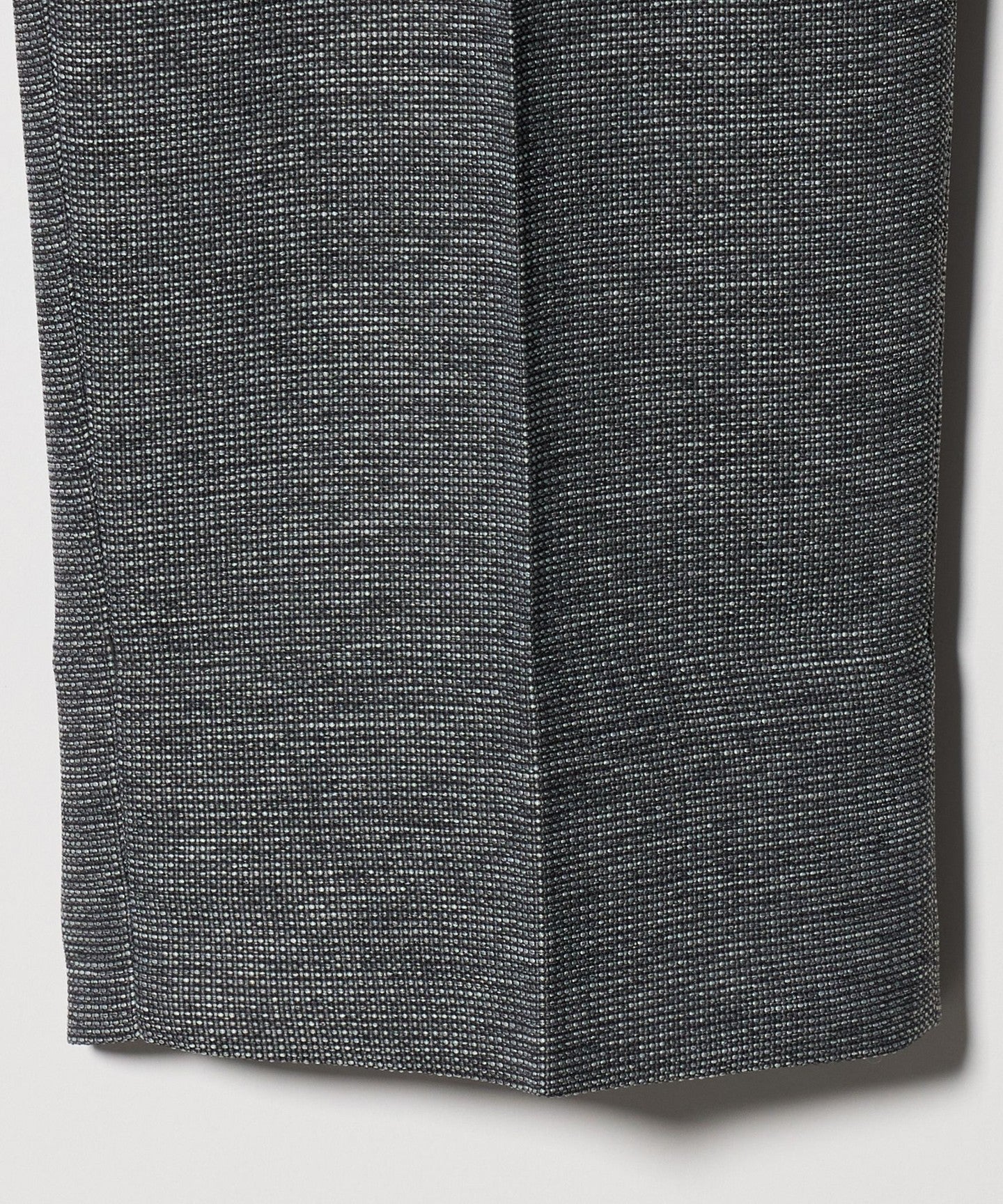 61146000018-d13.jpg