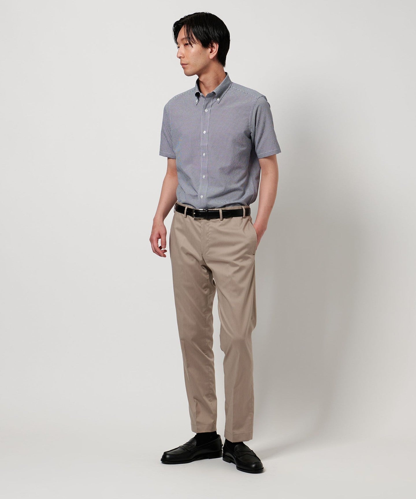 61166990185-d02.jpg
