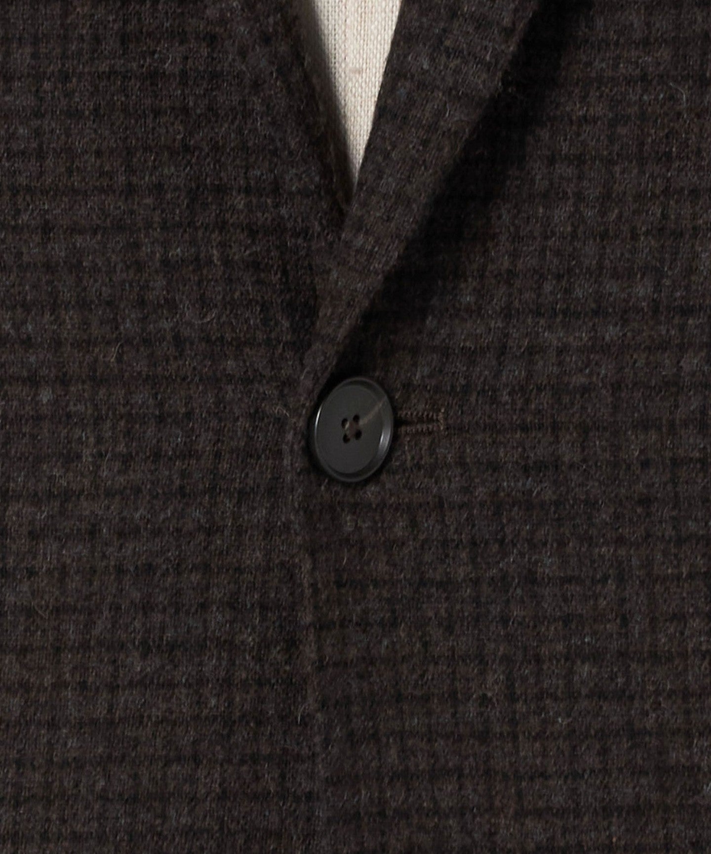 61226000014-d12.jpg