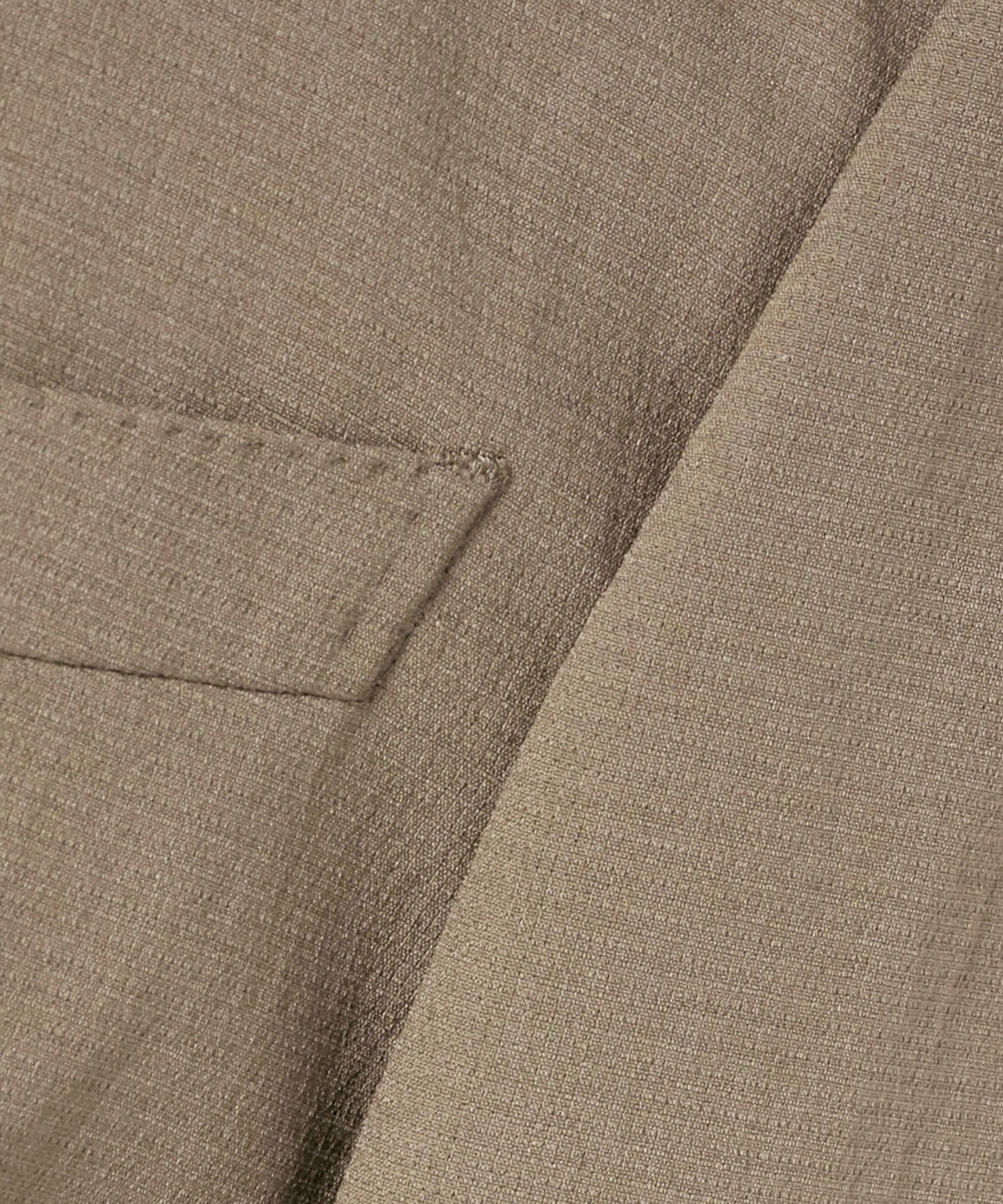 61226000031-d30.jpg