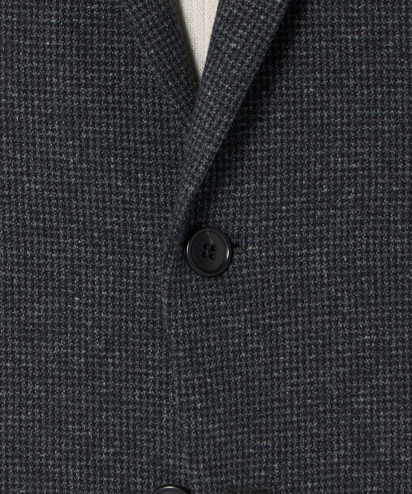 61226990428-d25.jpg