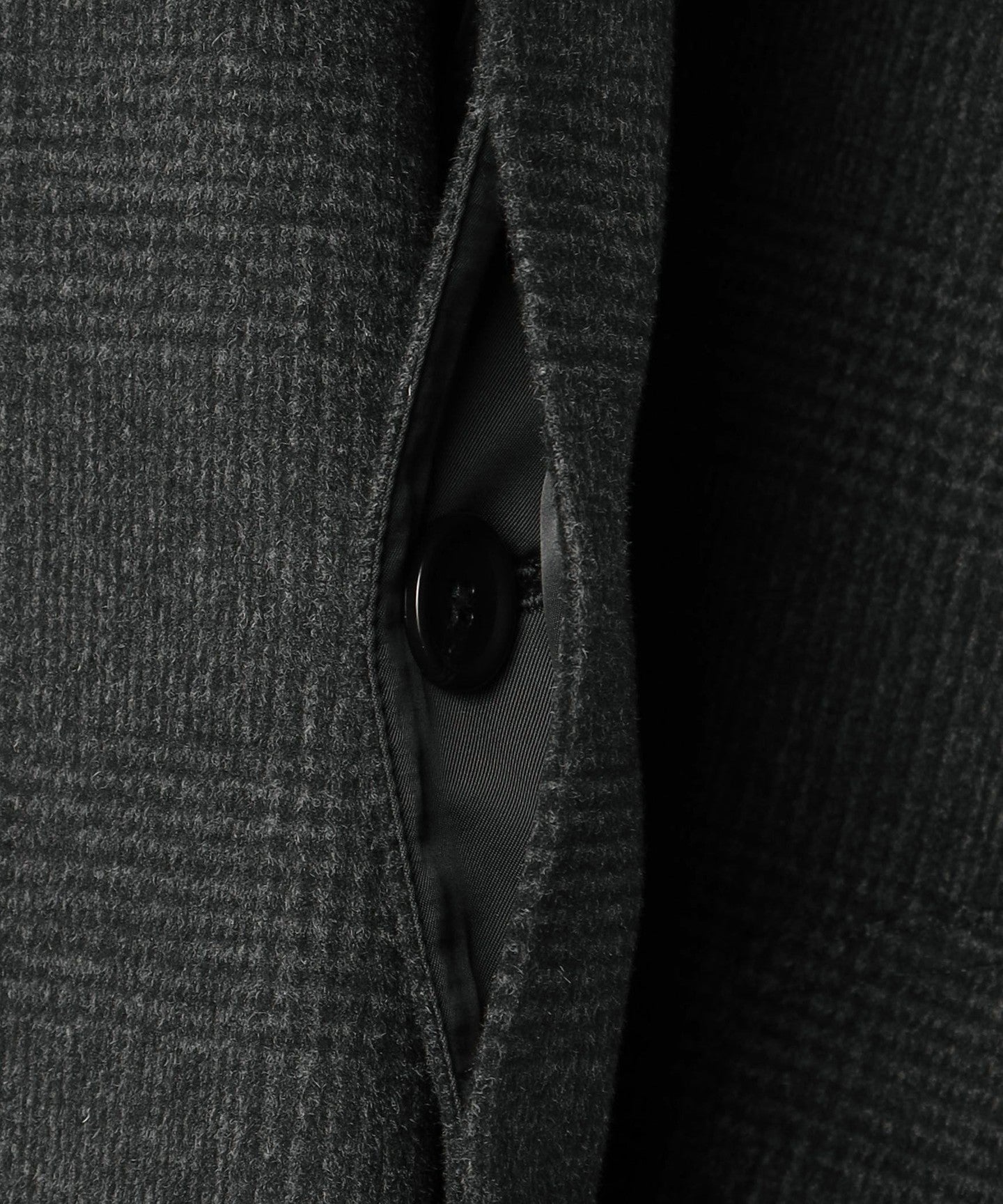 61256990152-d07.jpg