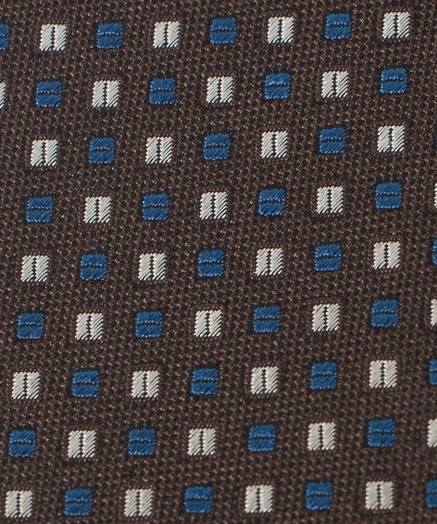 61346000024-d03.jpg