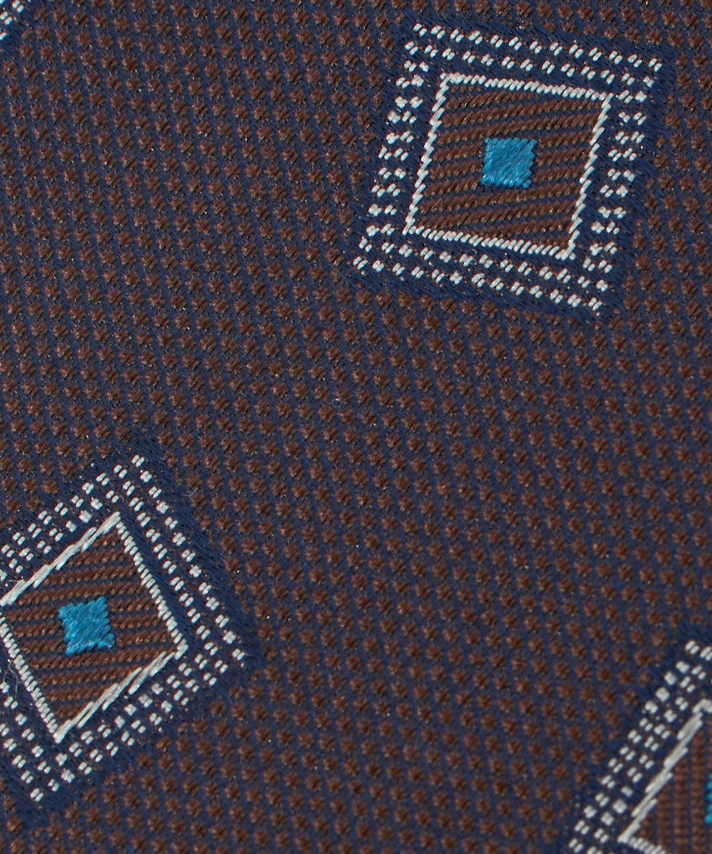 61346000026-d09.jpg