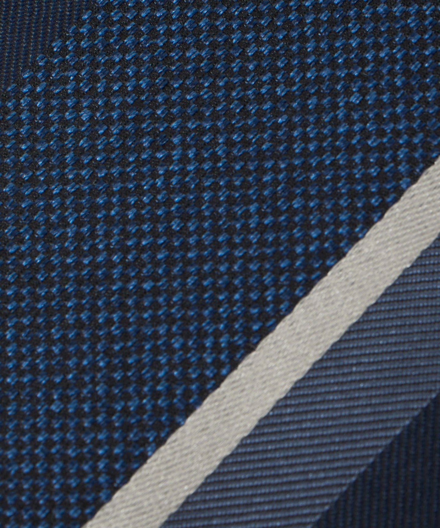 61346000029-d07.jpg