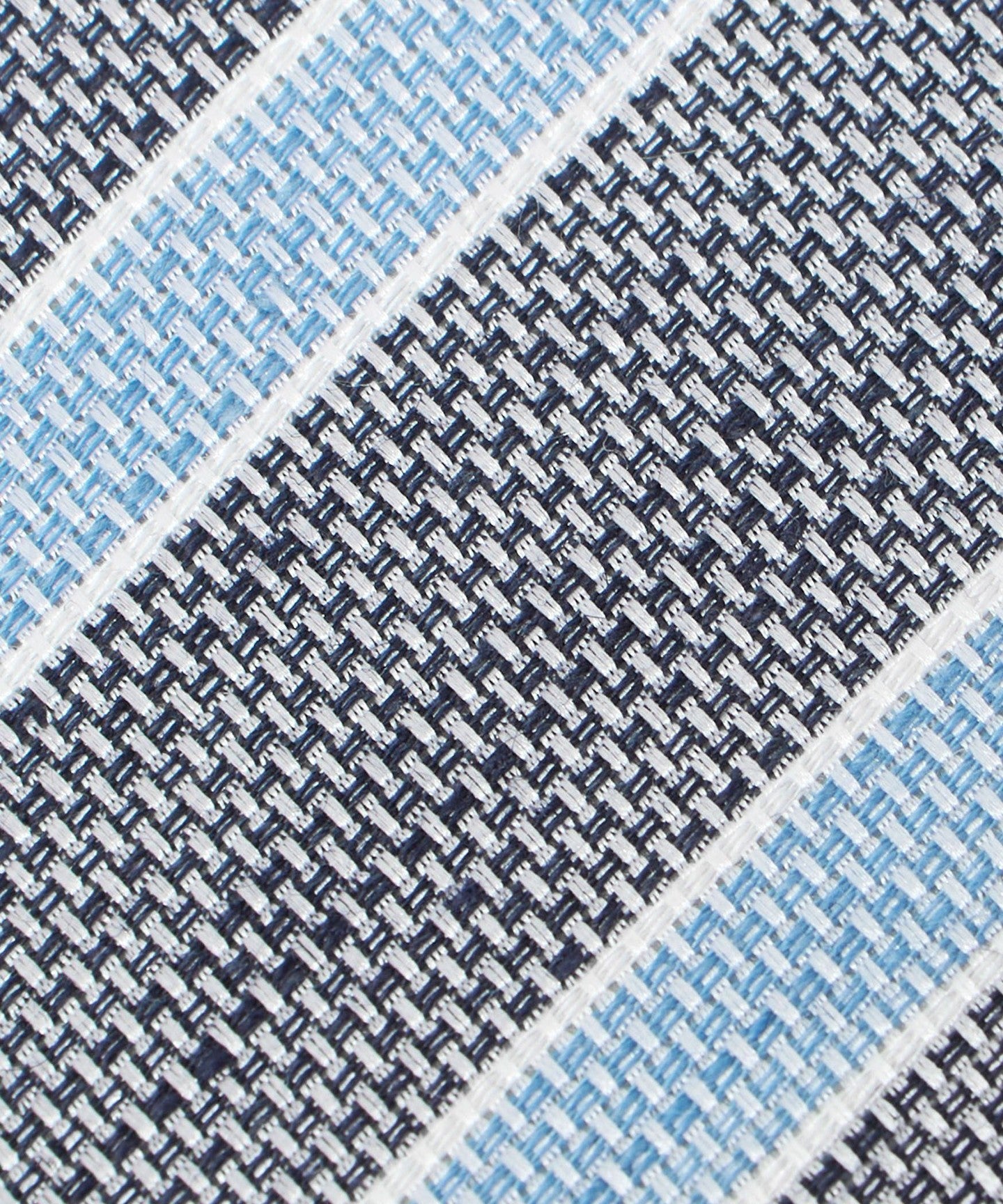 61346000073-d03.jpg