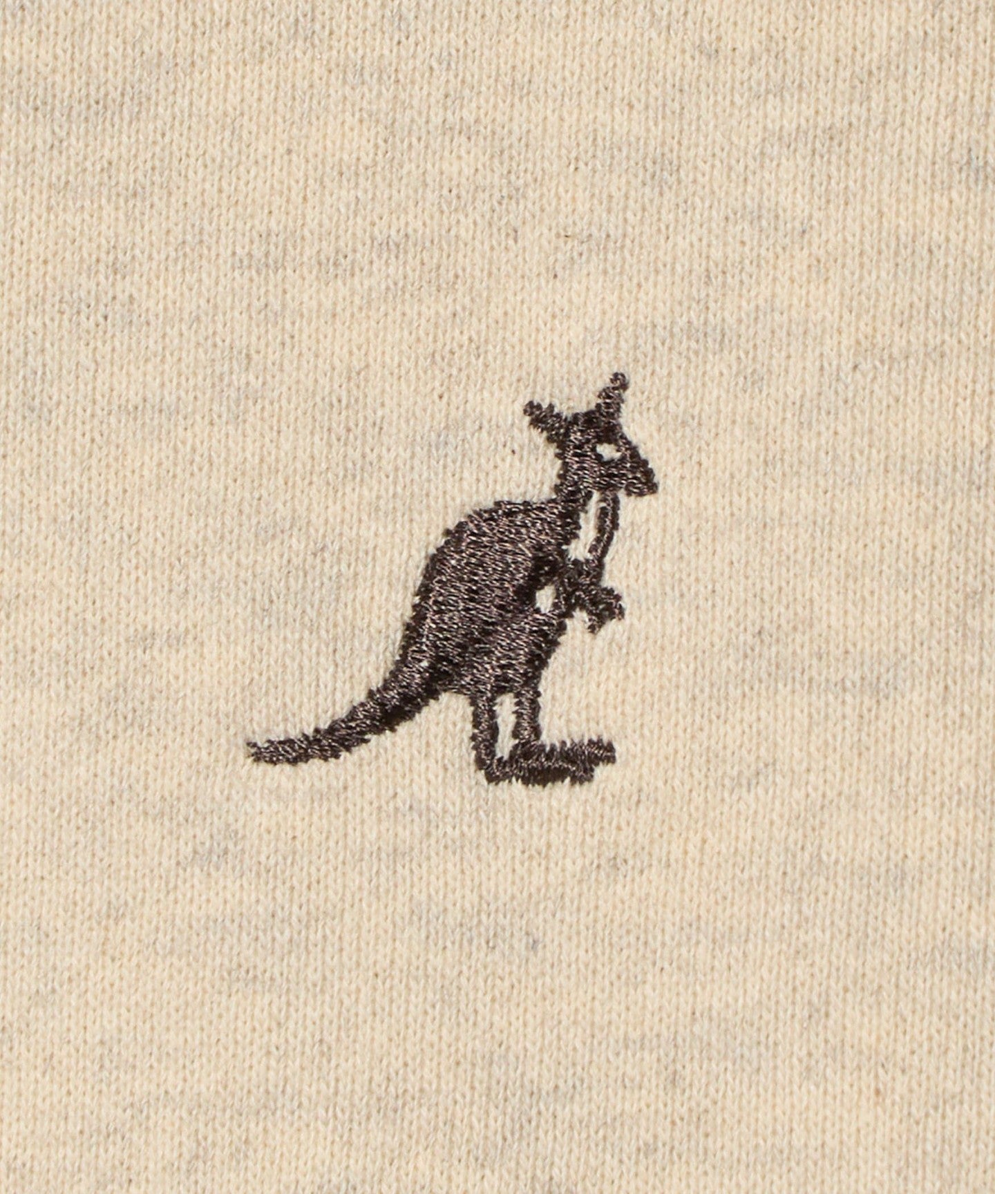 62126000018-d09.jpg