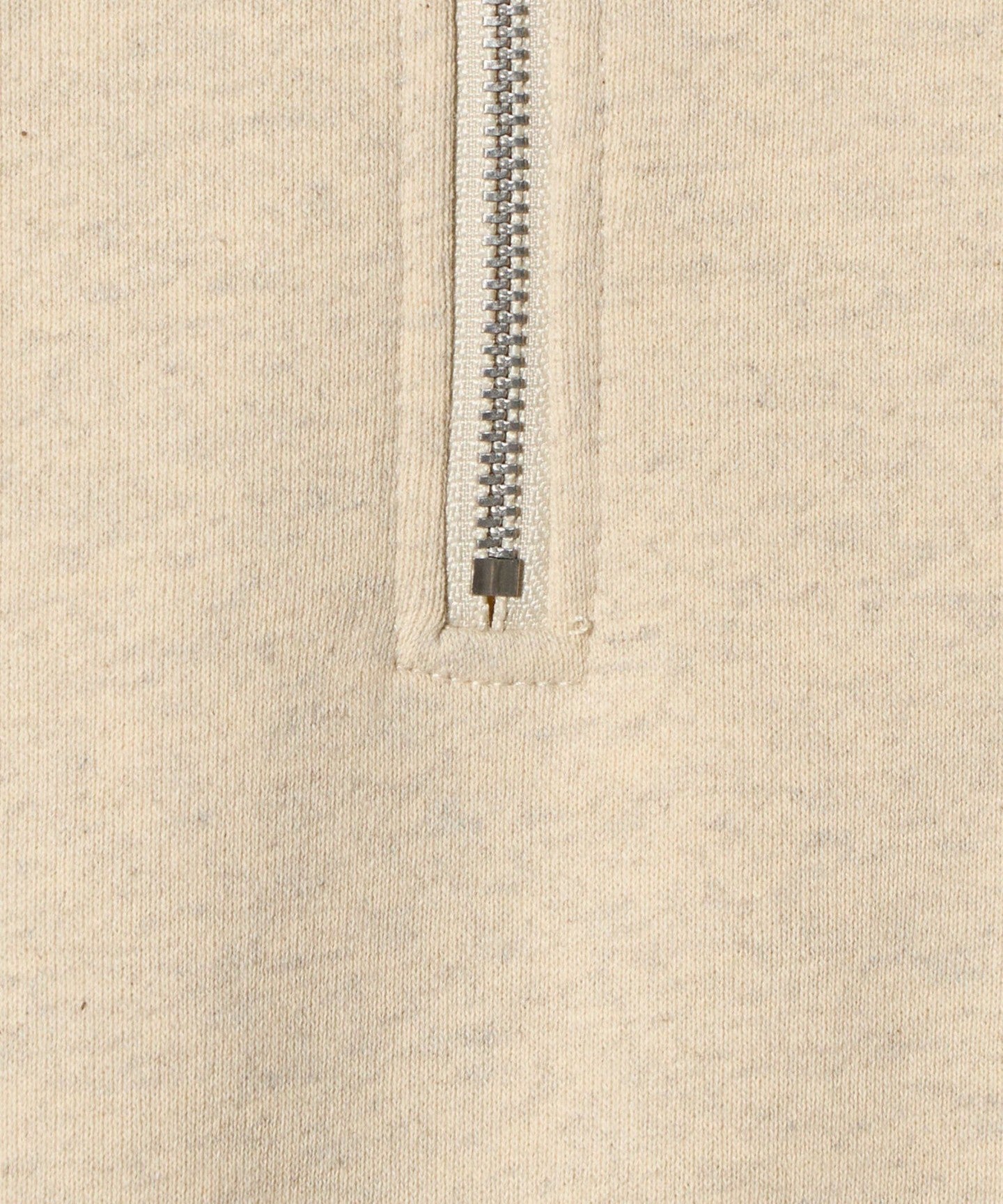 62126000018-d10.jpg