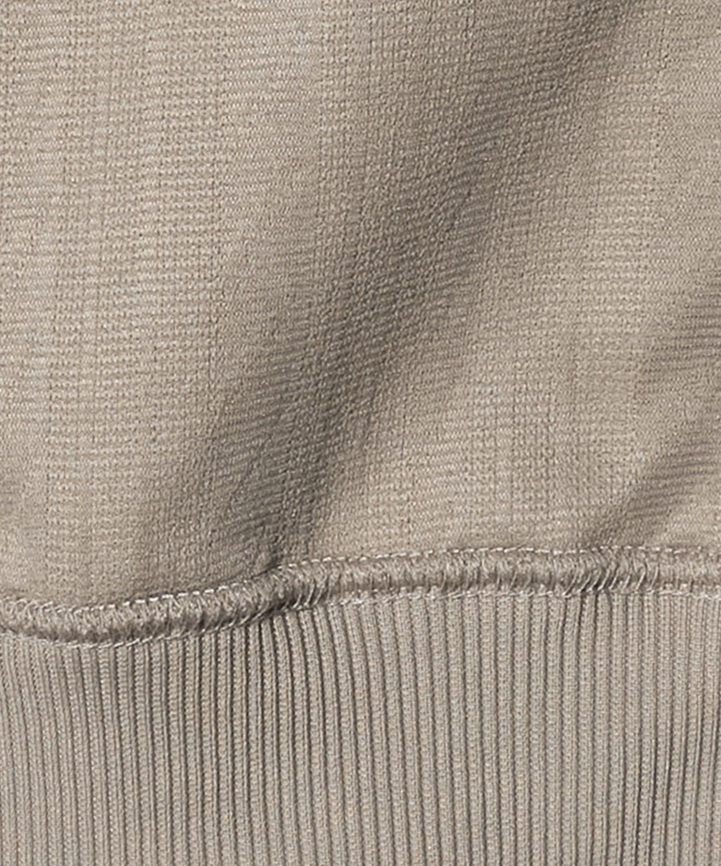 62126000061-d05.jpg