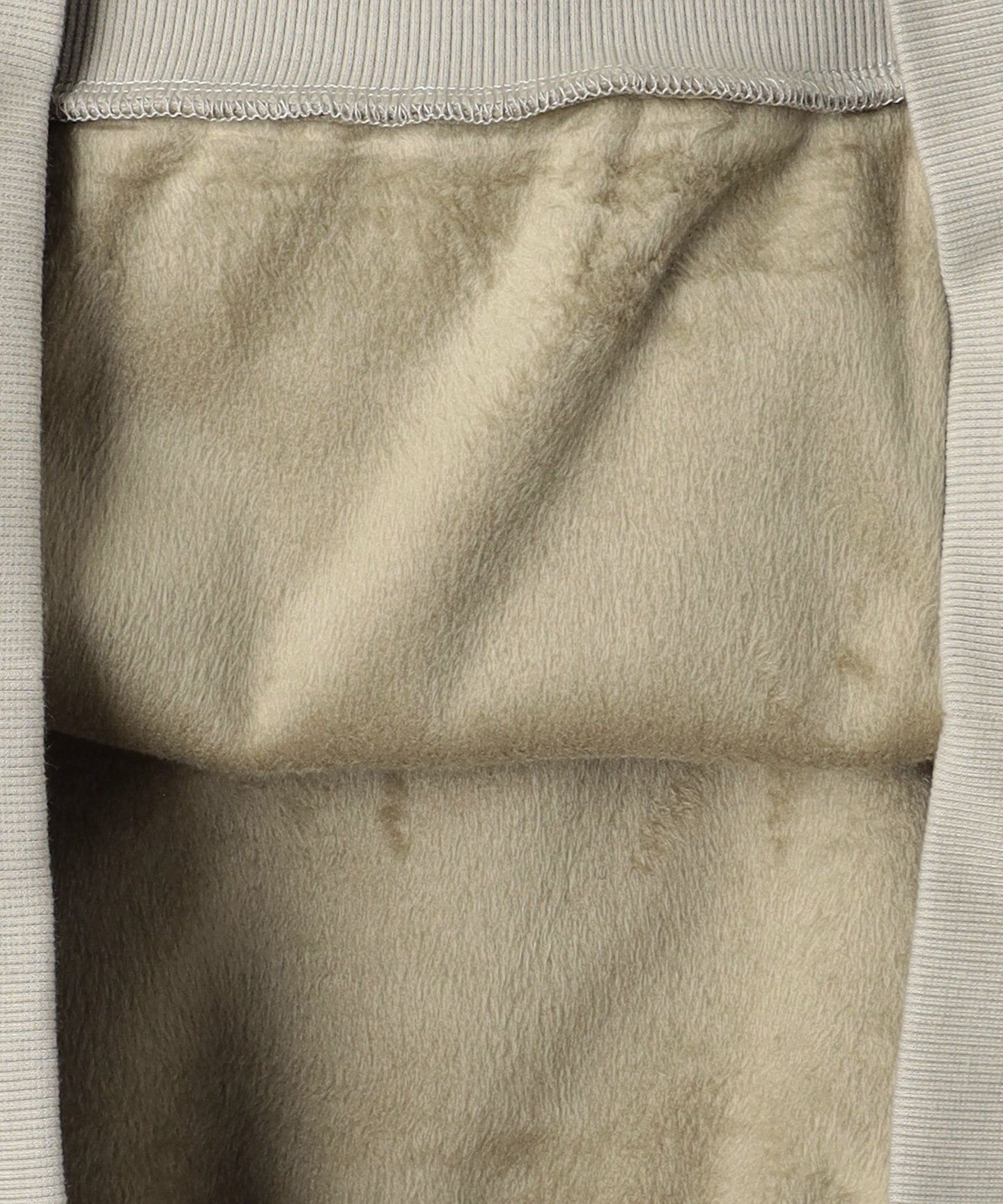 62126990857-d11.jpg