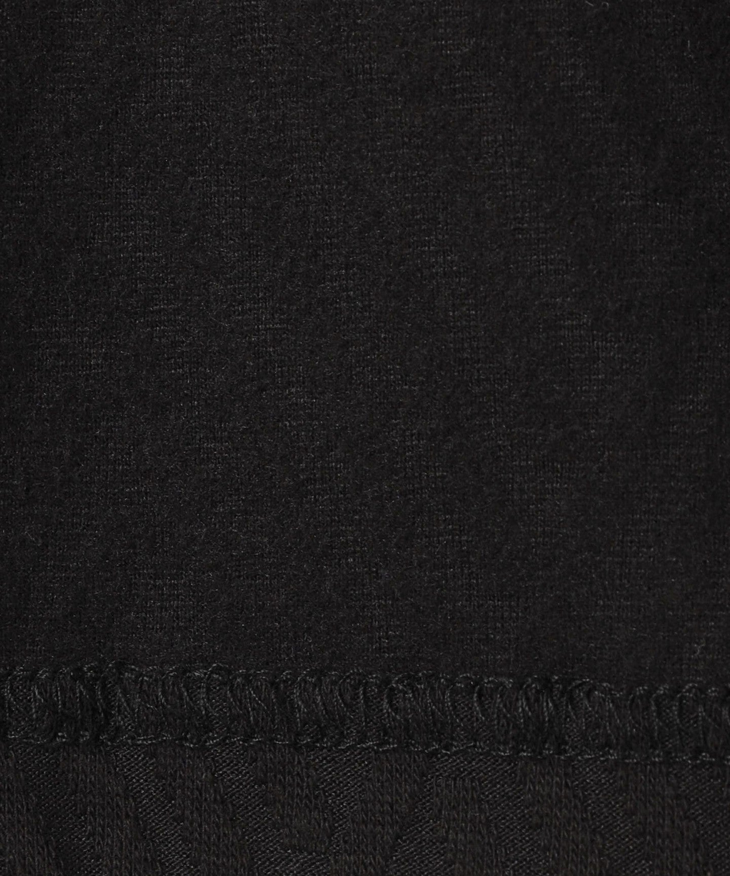 62126990890-d04.jpg
