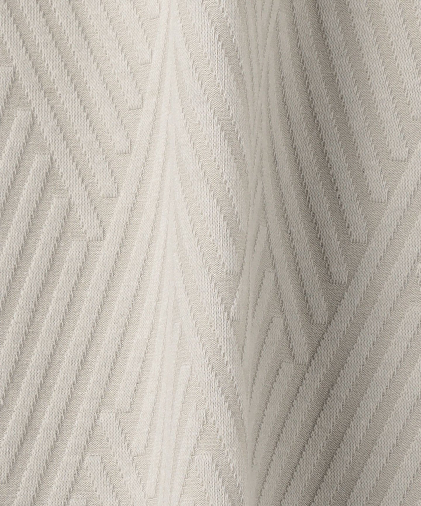 62126990890-d08.jpg