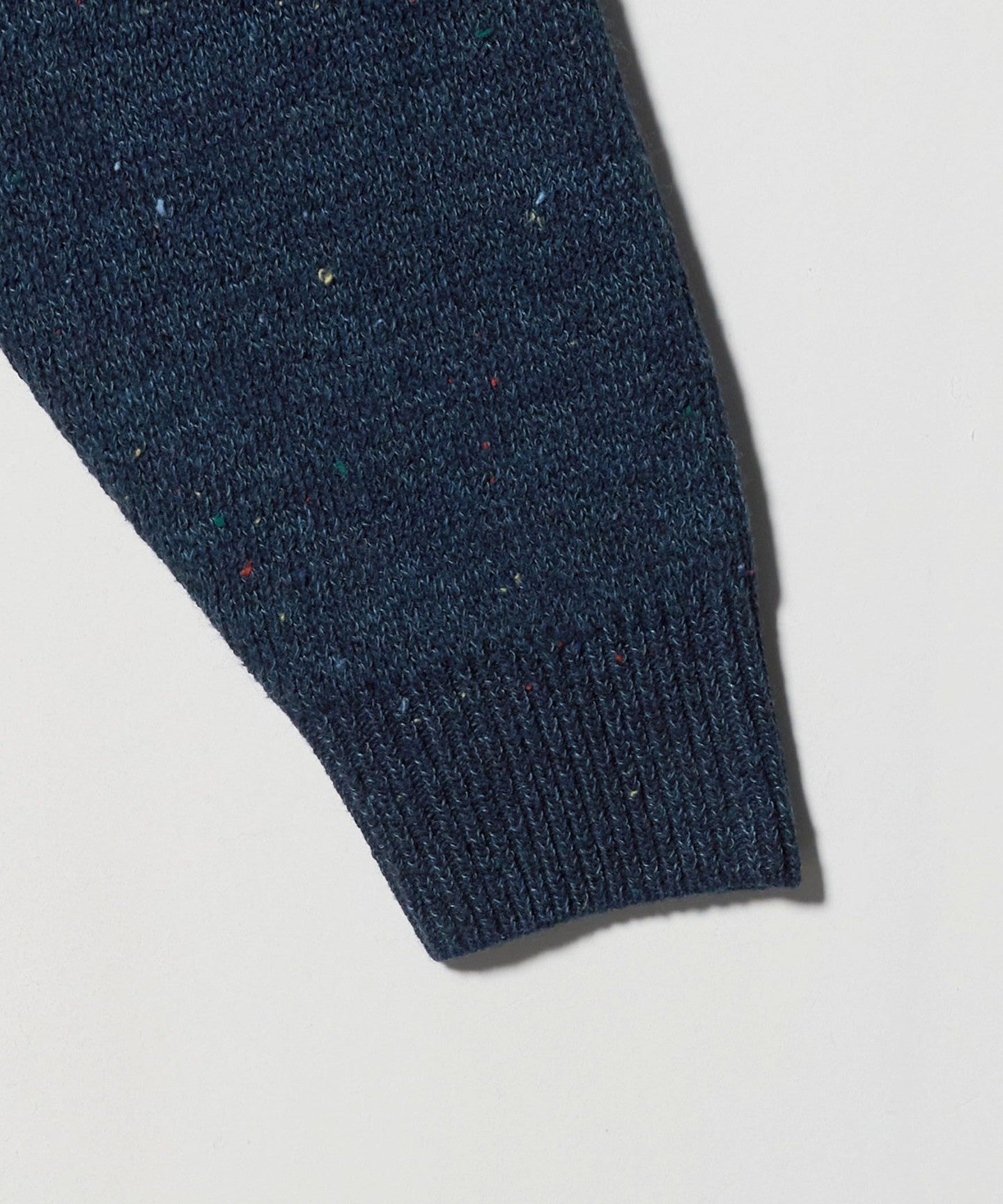62136000021-d09.jpg