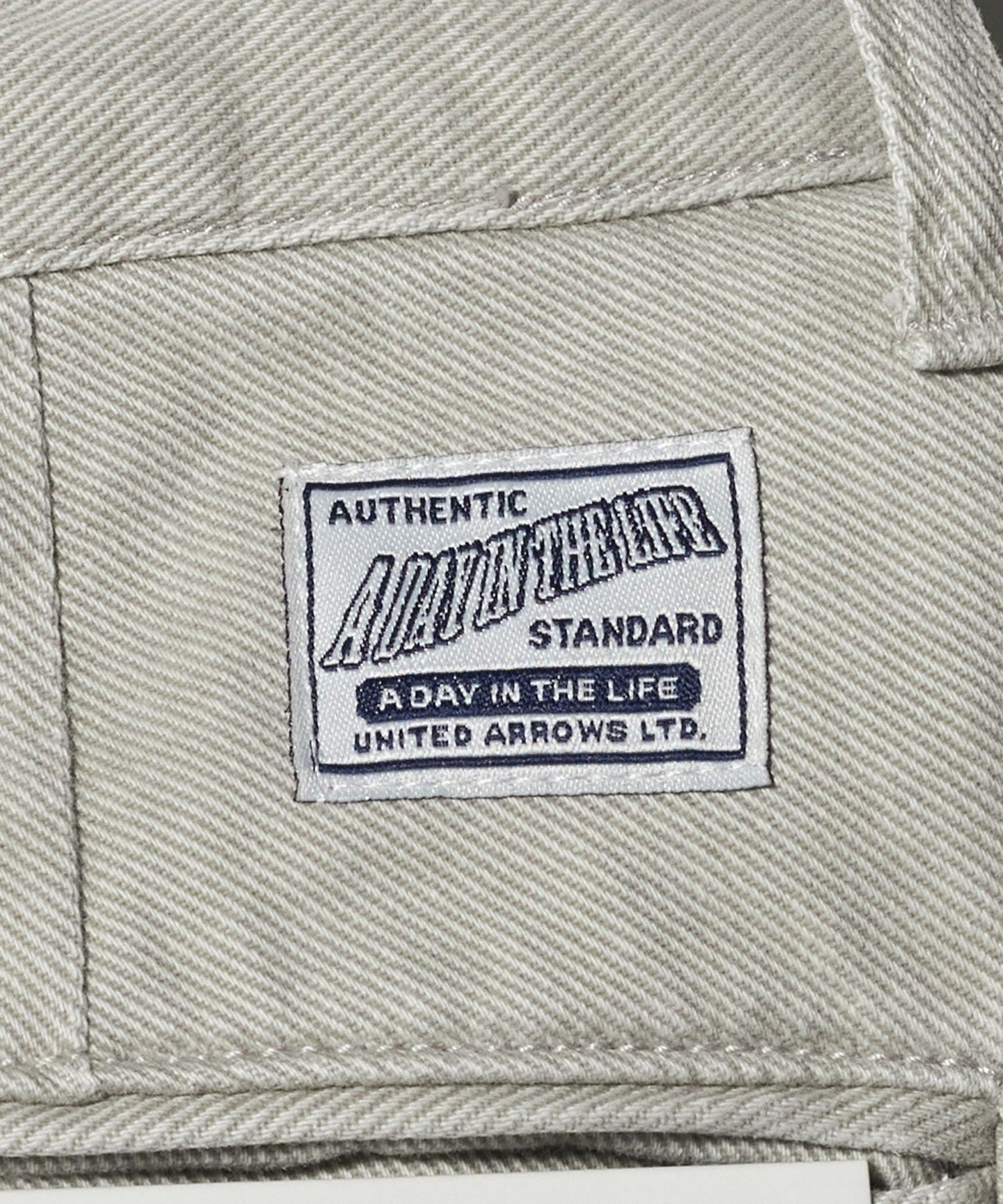 62146000005-d09.jpg