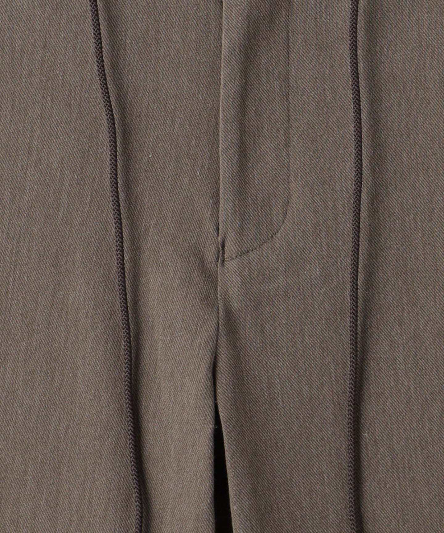 62146990823-d14.jpg