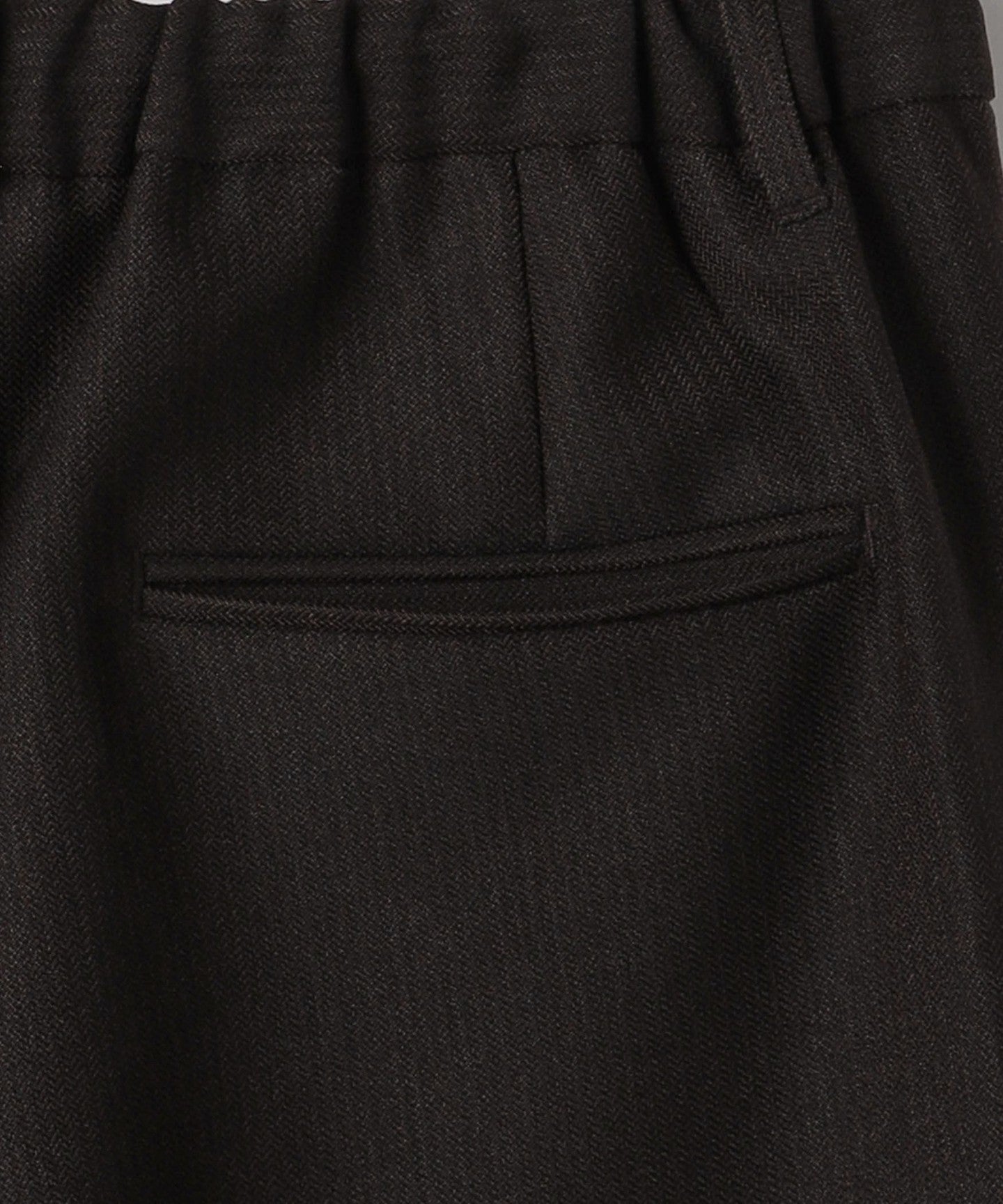 62146990841-d04.jpg