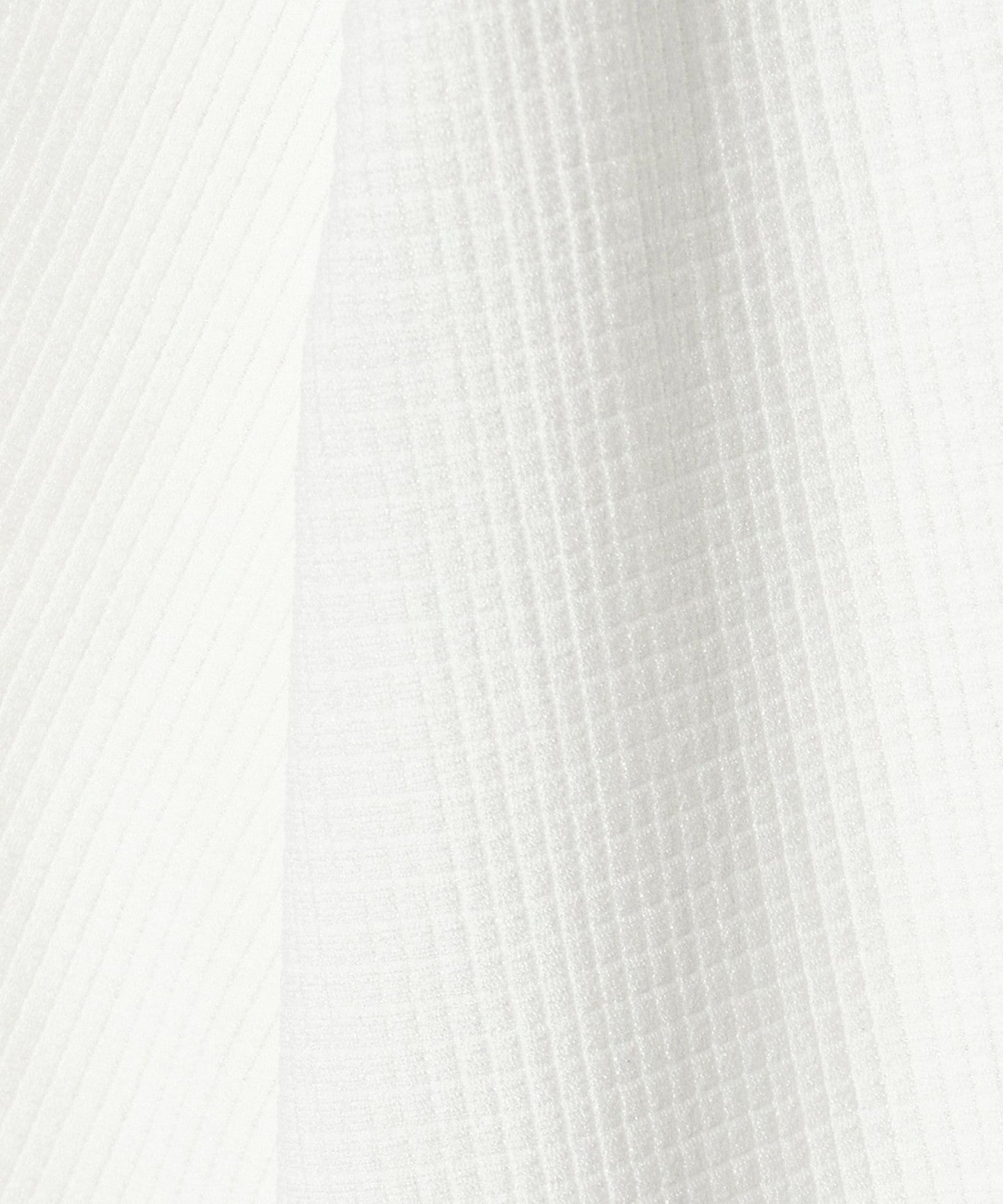 62166000020-d09.jpg