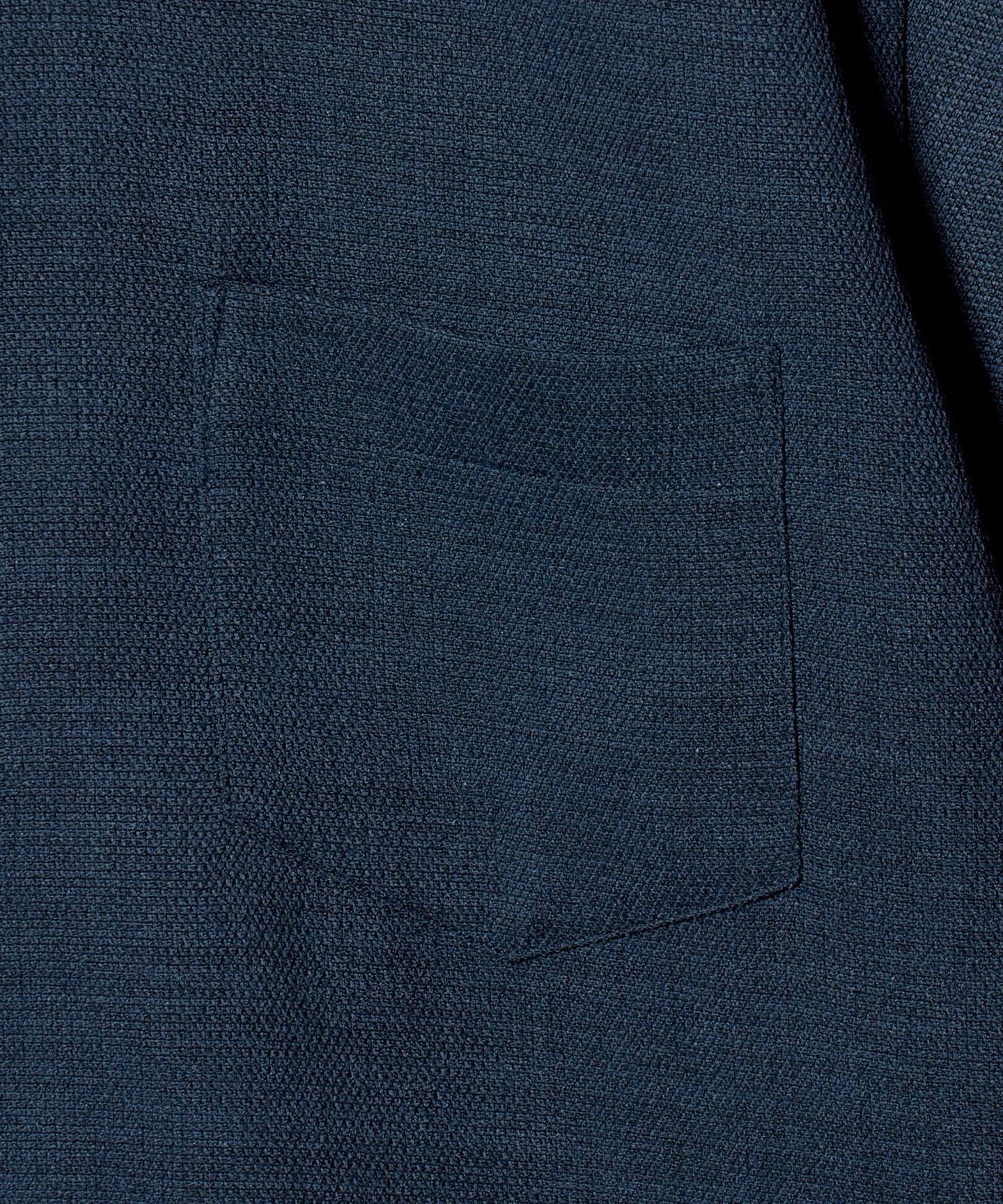 62166000033-d05.jpg