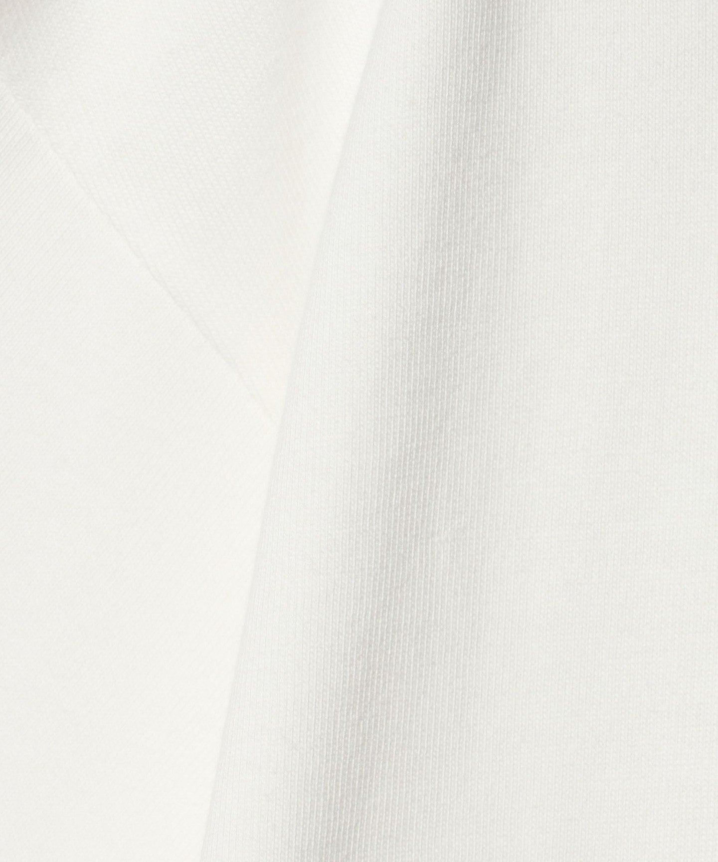 62176000008-d06.jpg