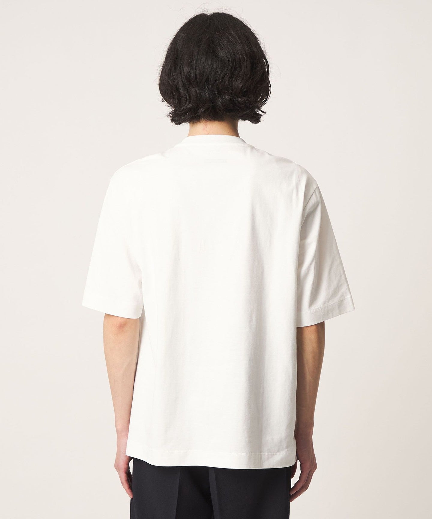 62176000033-d06.jpg