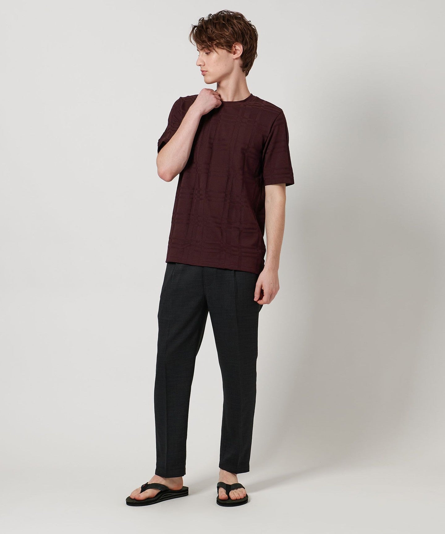 62176991644-d05.jpg