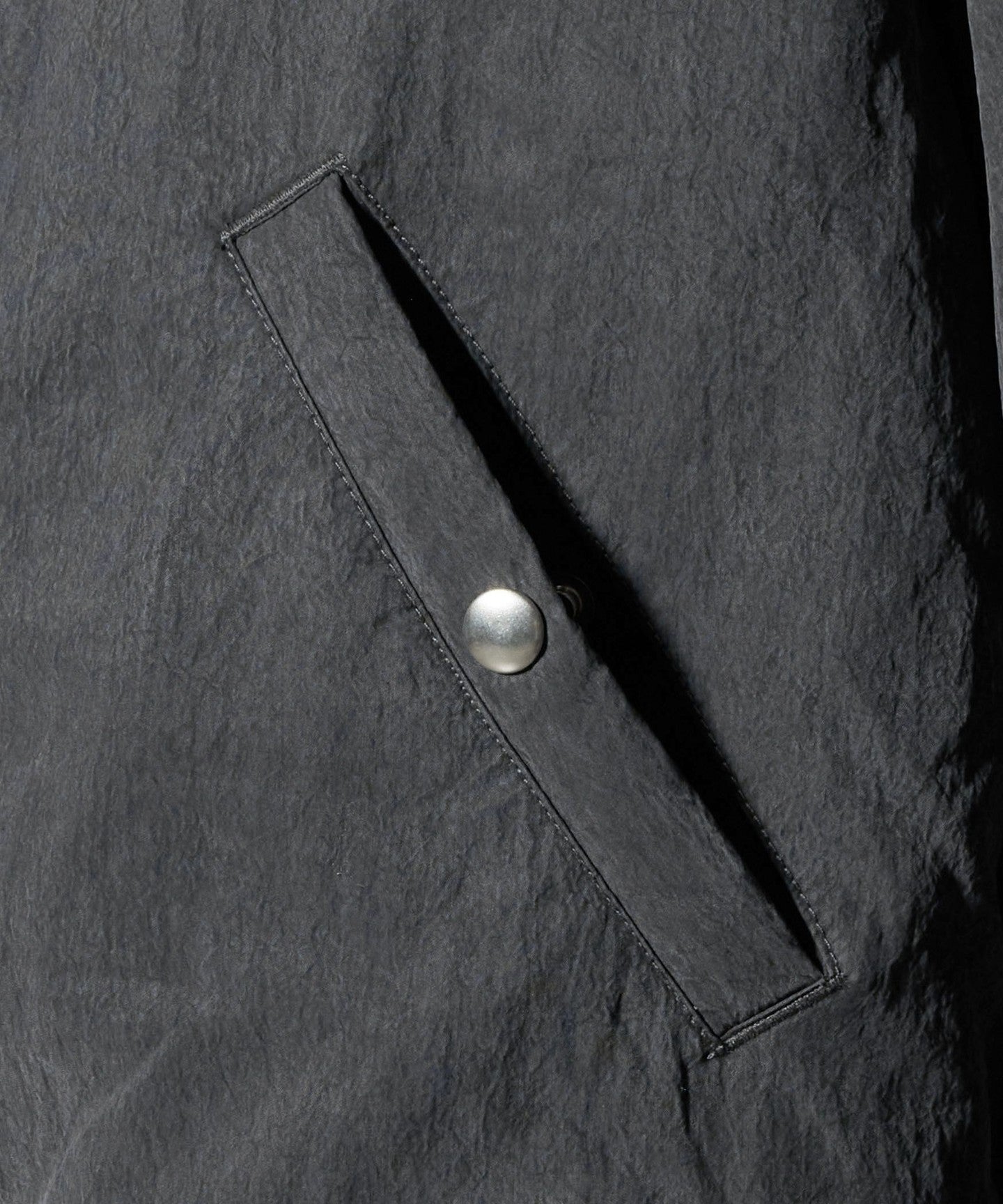 62256000019-d04.jpg