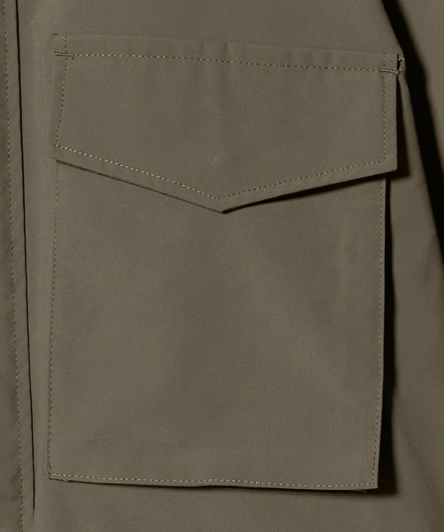 62256000038-d20.jpg
