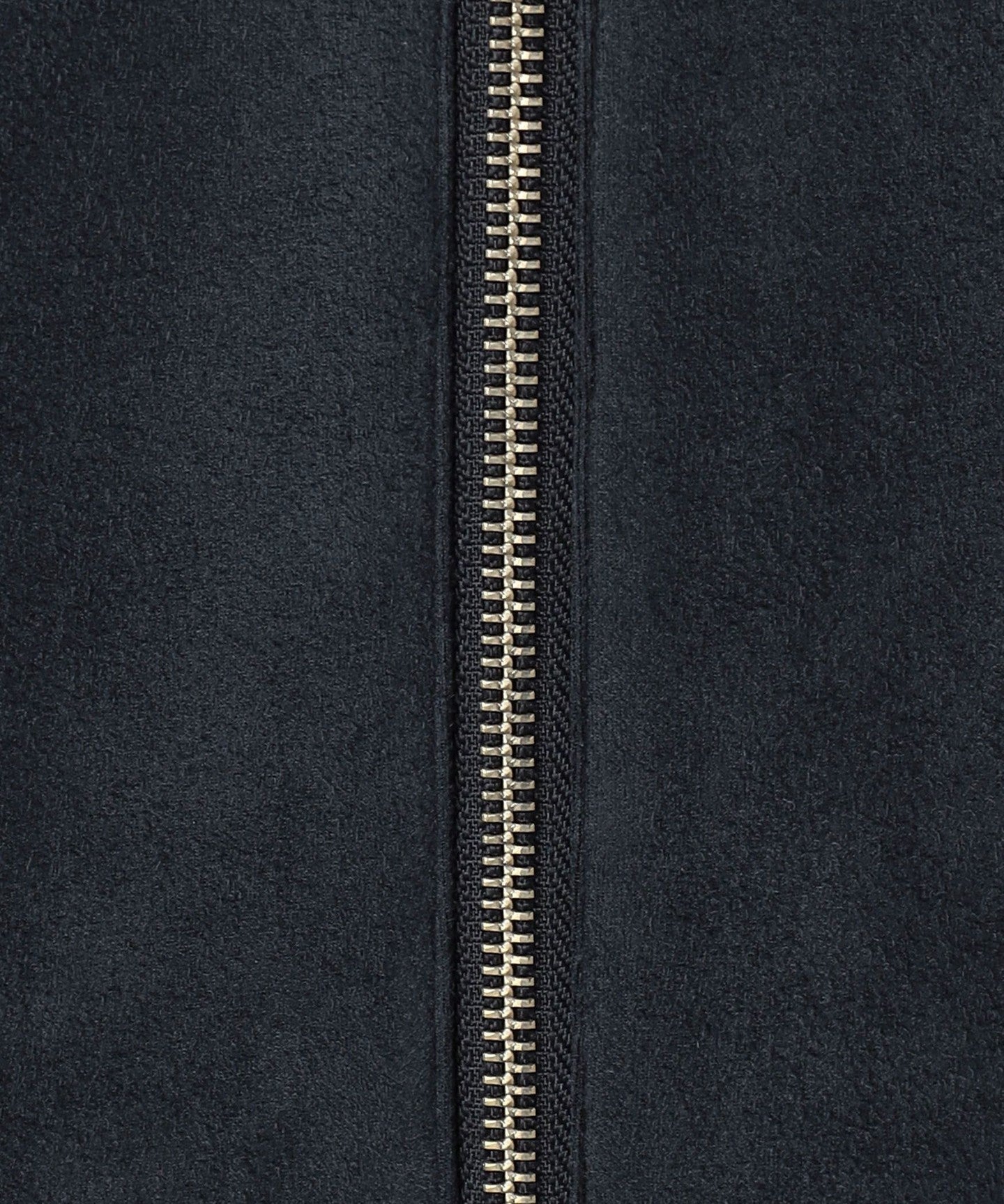 62256990799-d21.jpg