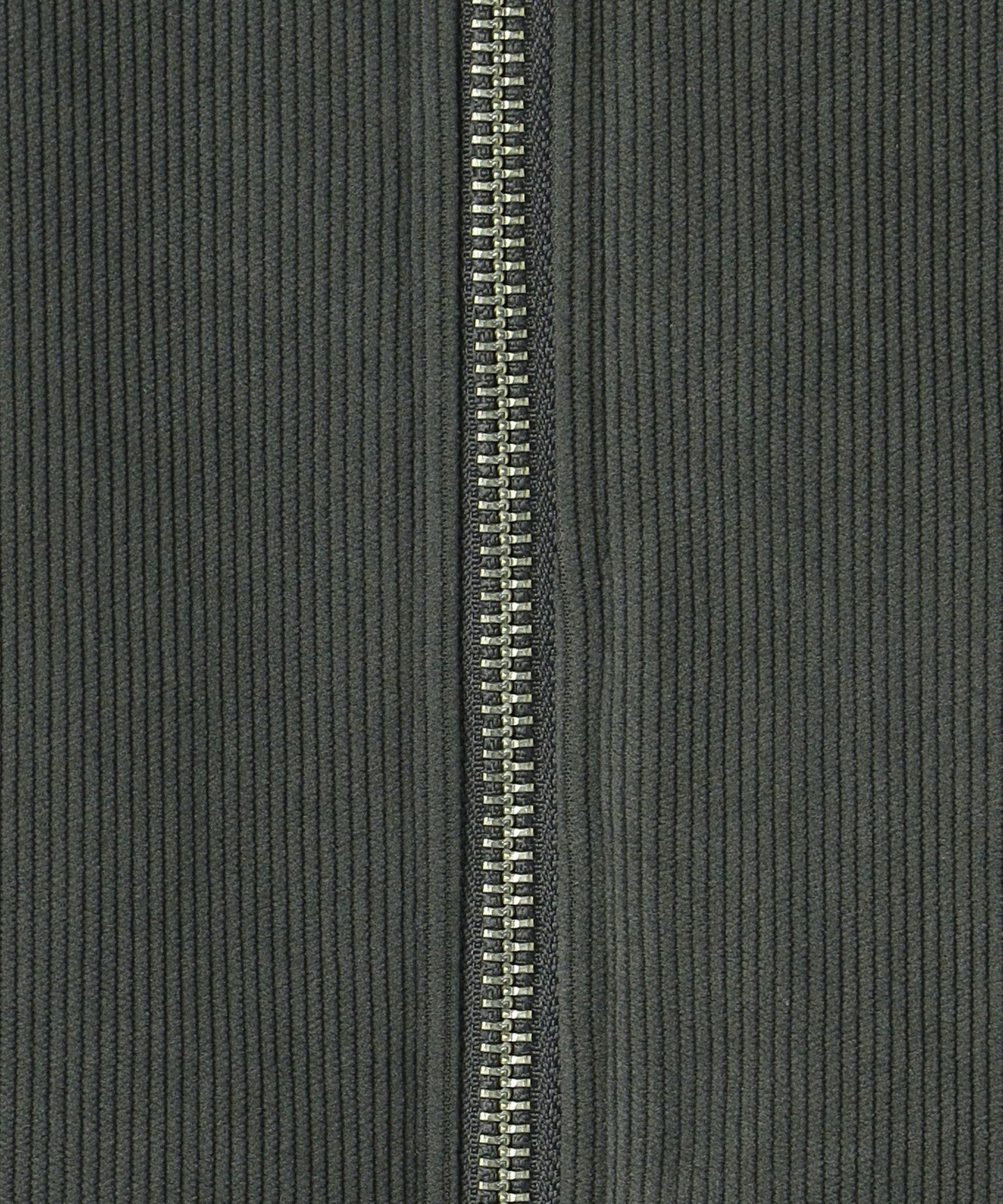 62256990801-d20.jpg