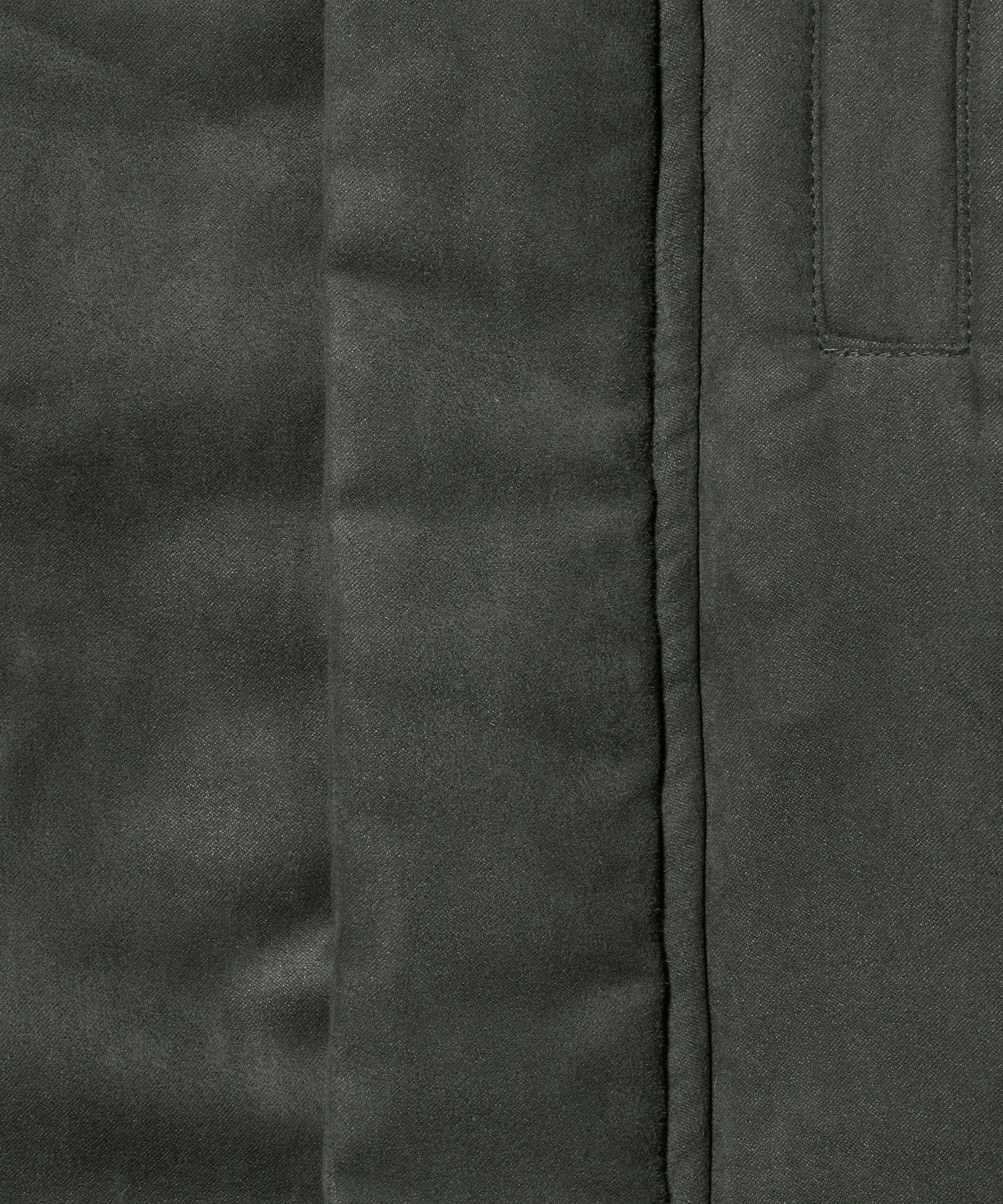 62256990851-d12.jpg